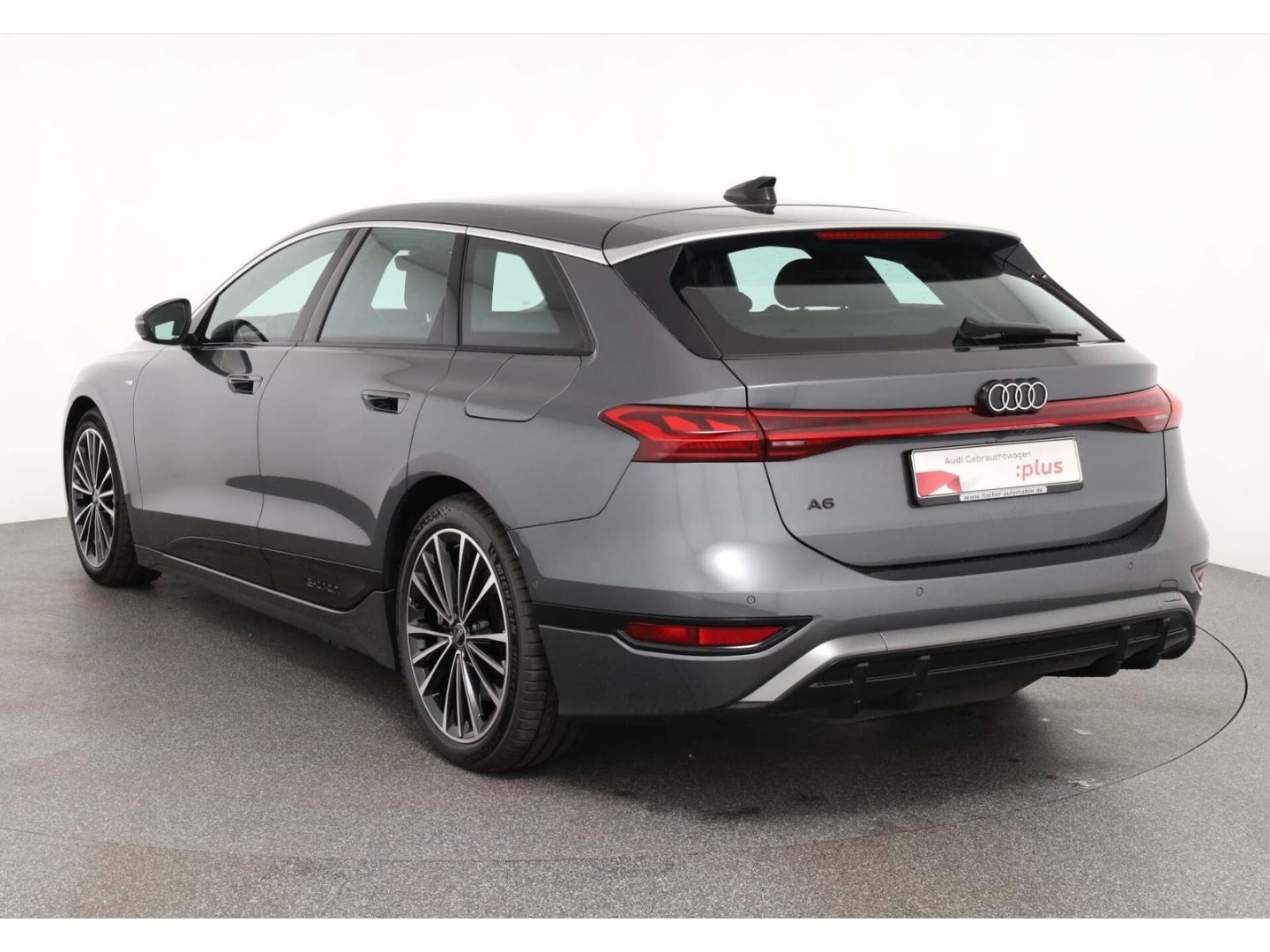 Bild über Audi A6 Avant e-tron e-tron performance - für weitere Informationen kontaktieren Sie den Audi Partner