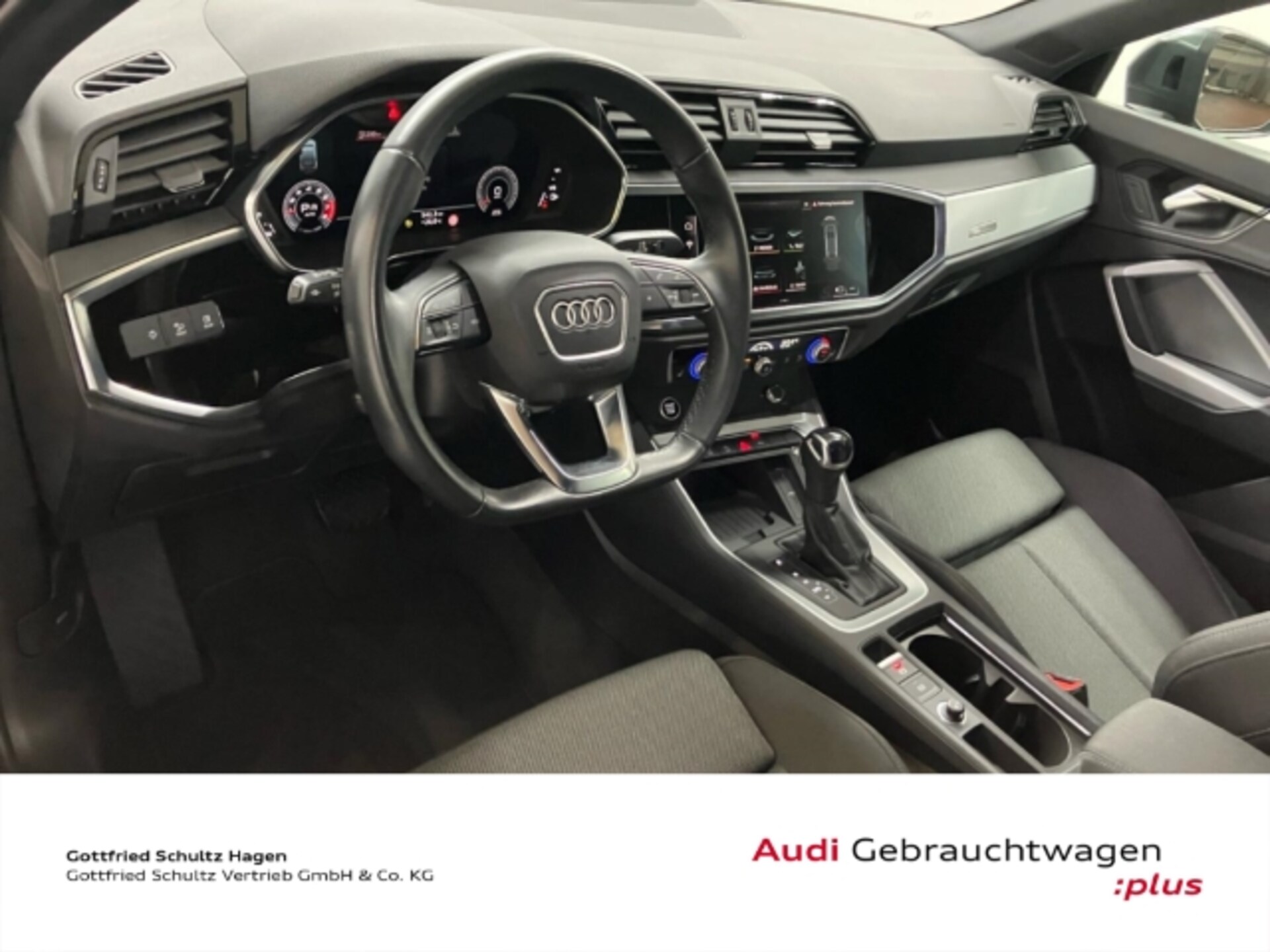 Audi Q3 Sportback S line