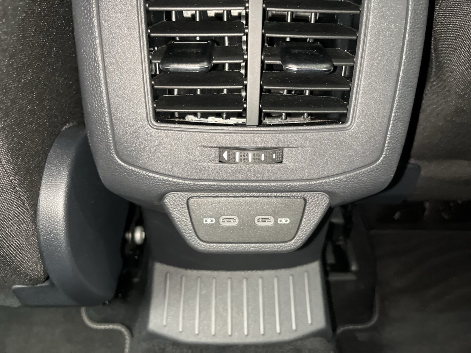 Volkswagen T-Roc – Bild 10