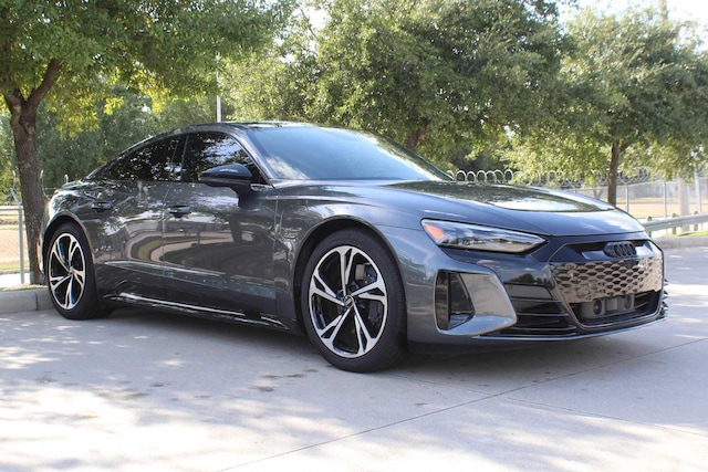 2022 Audi e-tron GT