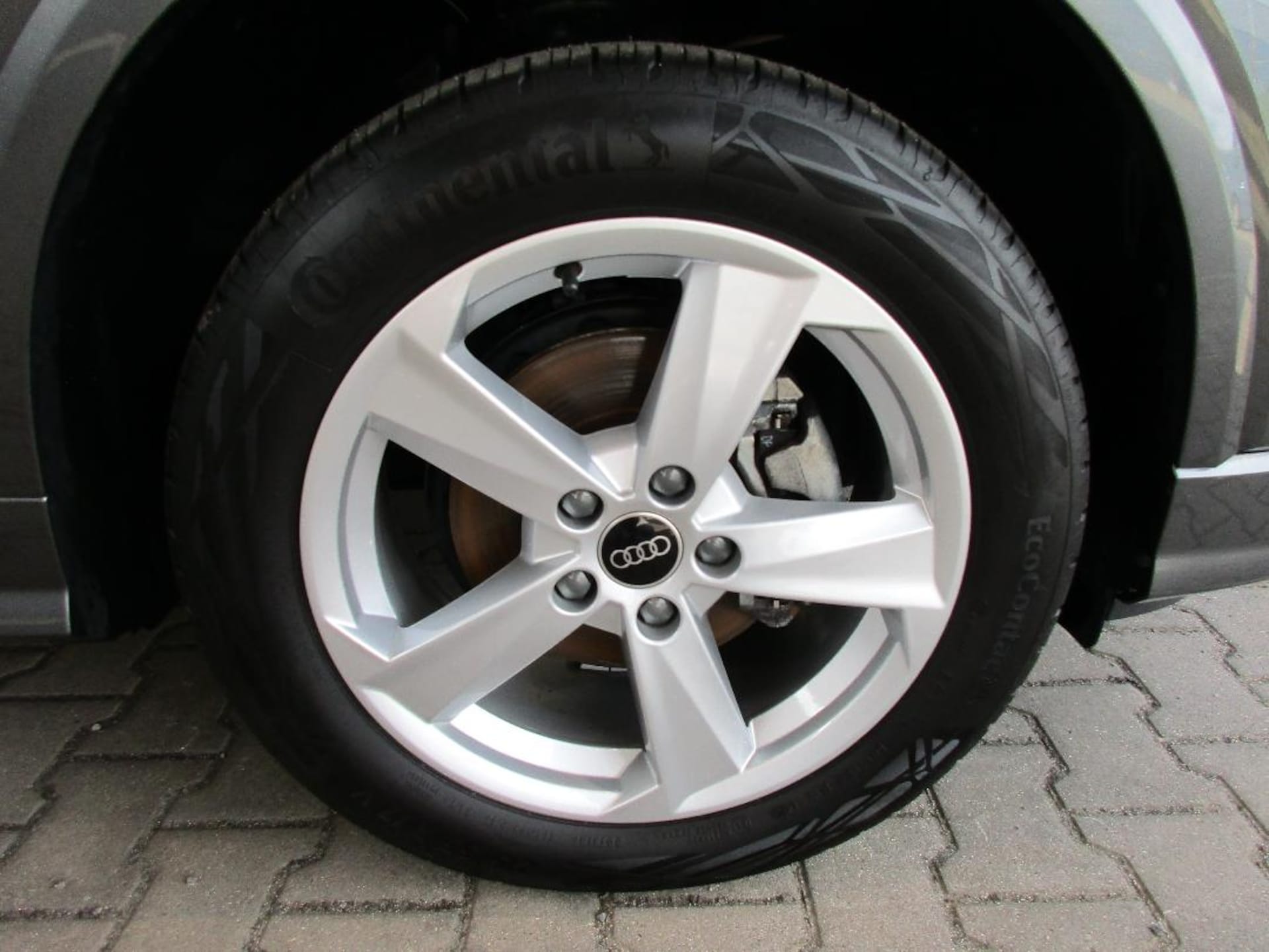 Audi Q2 S line