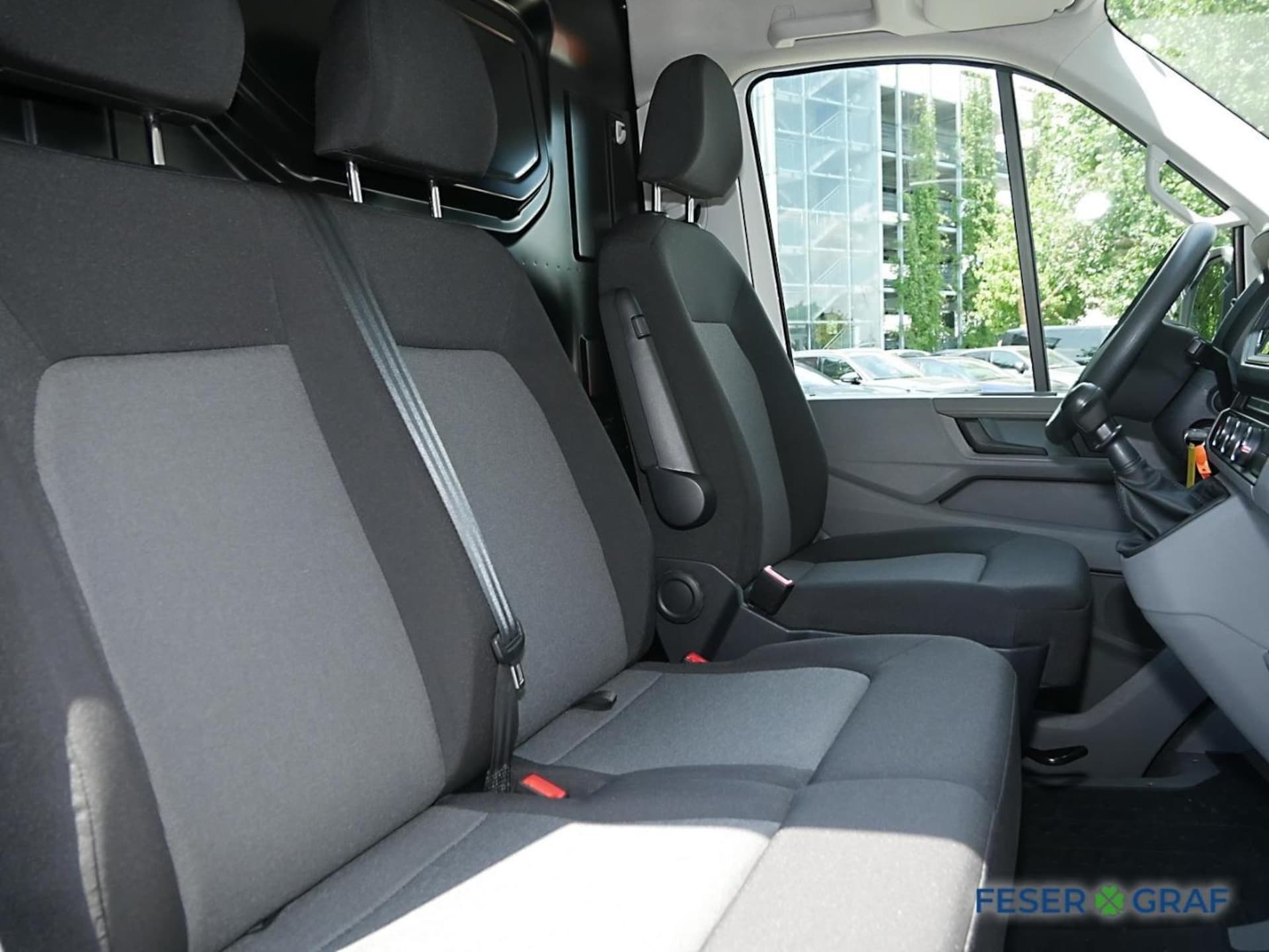 Volkswagen Crafter Kasten langer Radstand