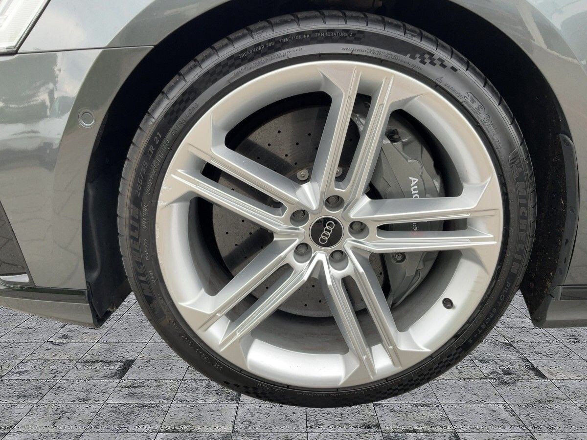 Image about Audi S8 TFSI quattro tiptronic
