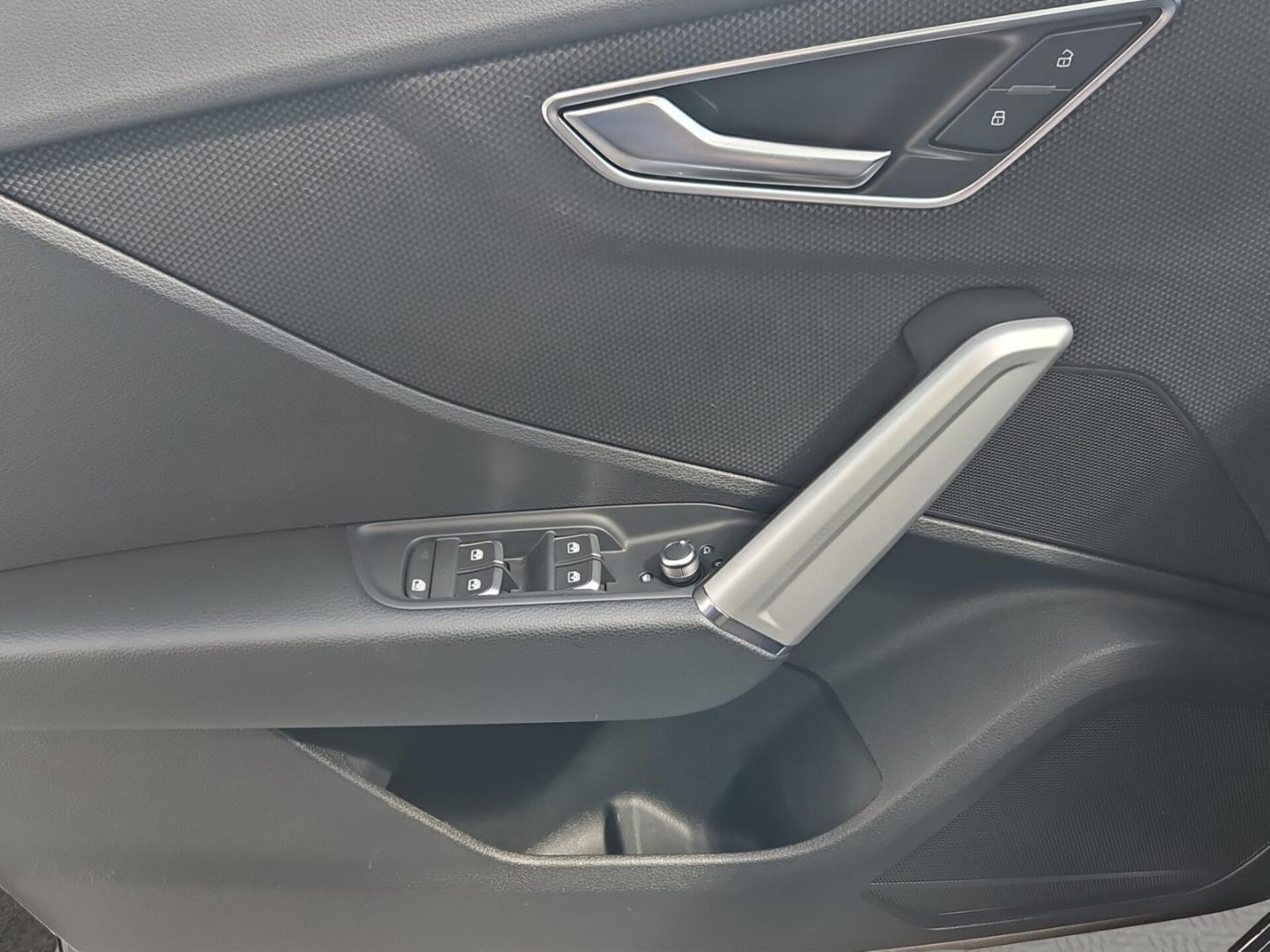 Audi Q2 S line