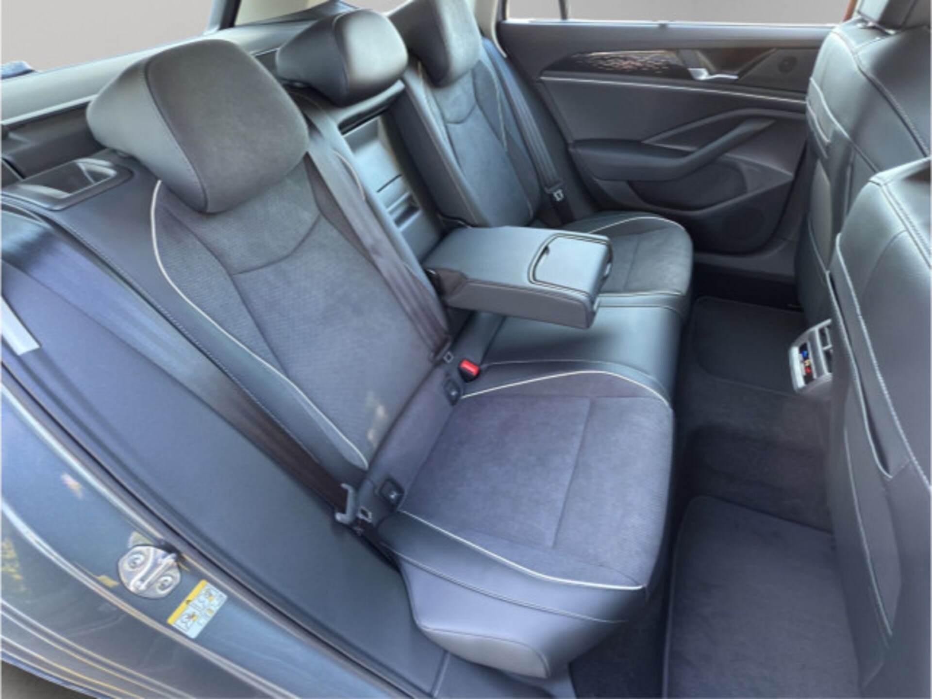 Volkswagen Passat Elegance