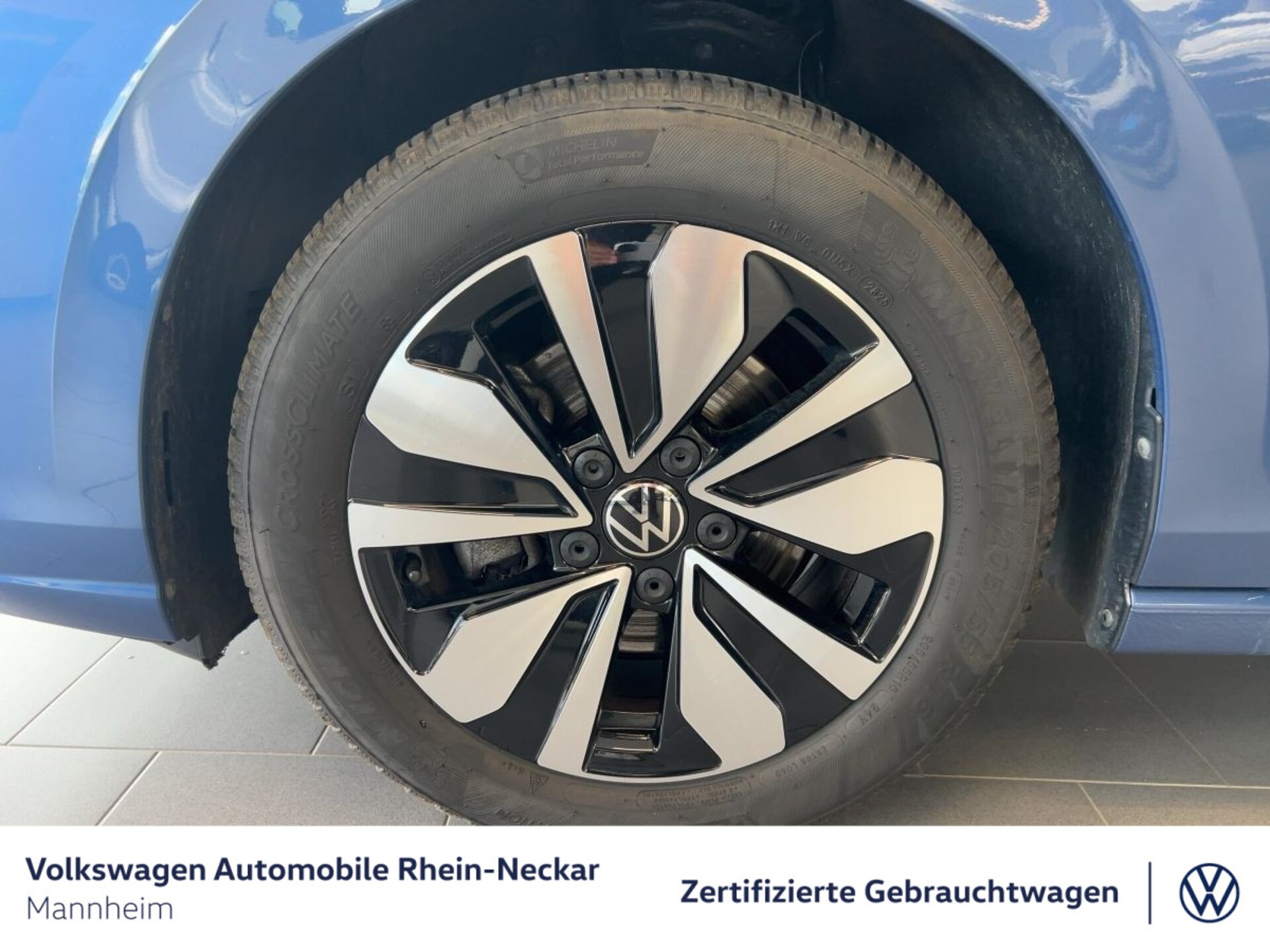 Volkswagen Golf Life