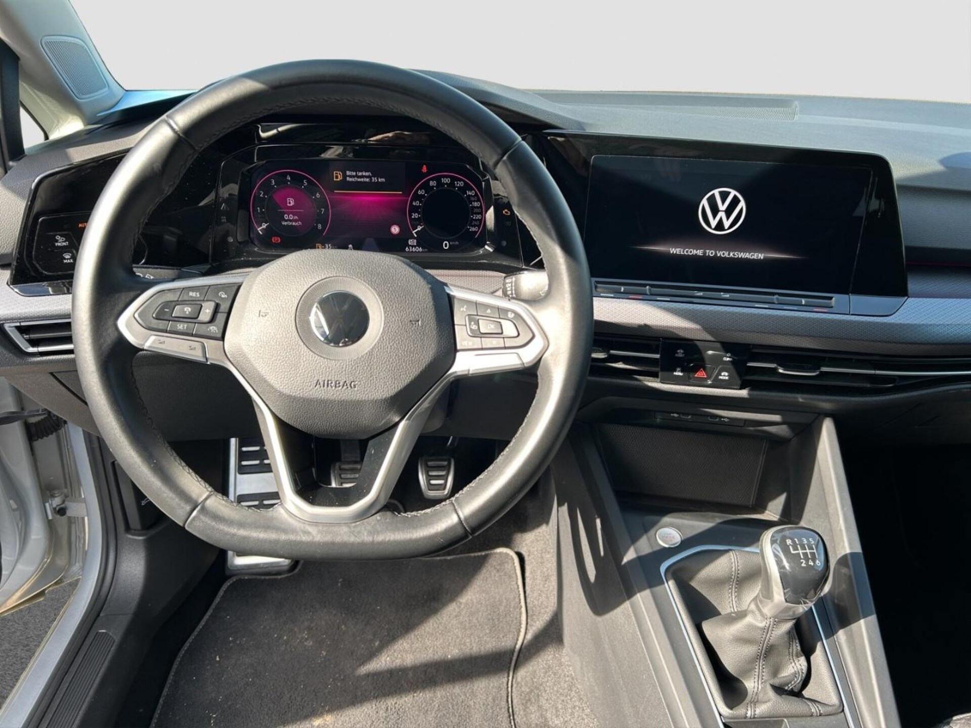 Volkswagen Golf Active