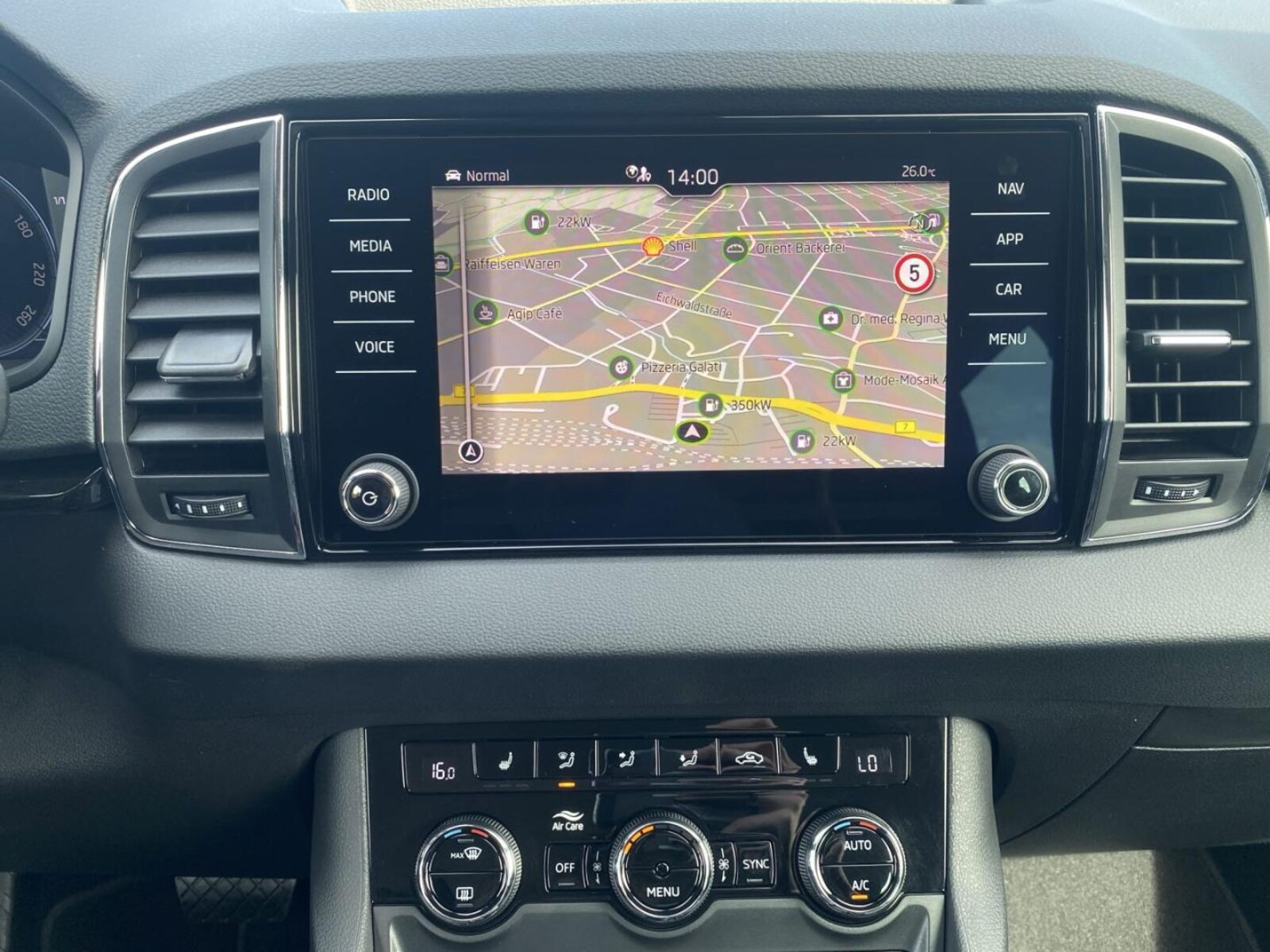 Škoda Karoq – Bild 10