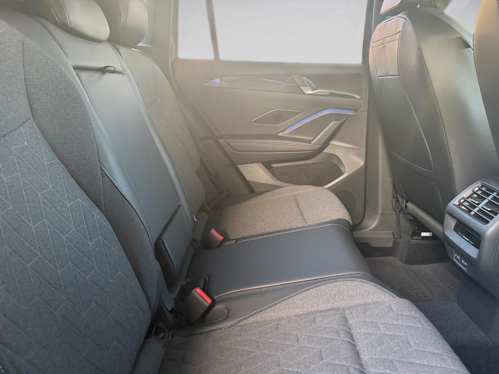Volkswagen Tiguan – Bild 11