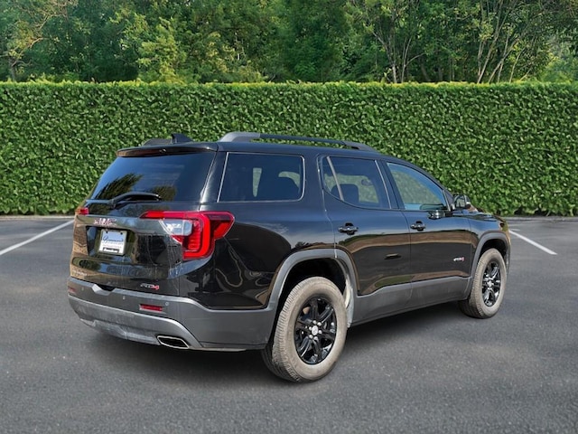2022 GMC Acadia