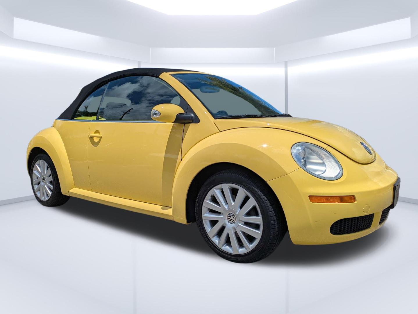 2008 Volkswagen Beetle SE 6AT's photo