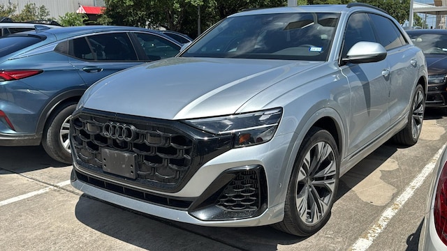 2025 Audi Q8