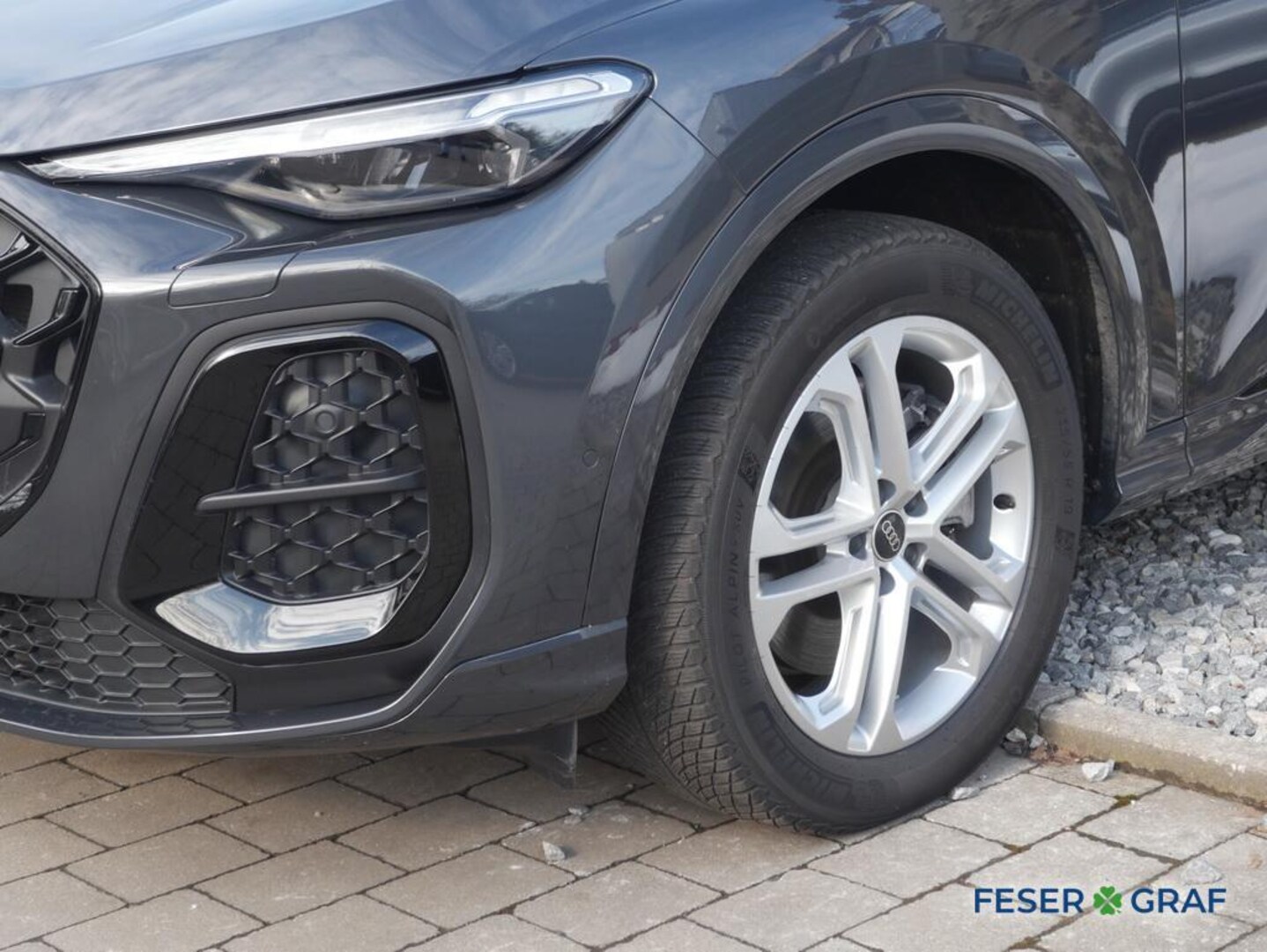 Bild über Audi Q5 SUV TDI quattro 150 kW S tronic - für weitere Informationen kontaktieren Sie den Audi Partner