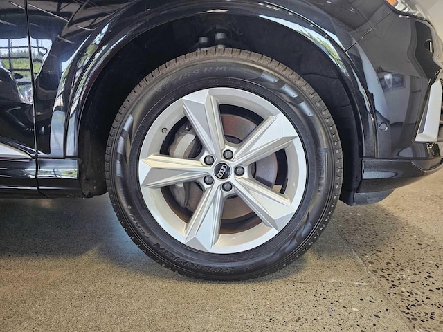 2023 Audi Q7 Premium Plus - Photo 9