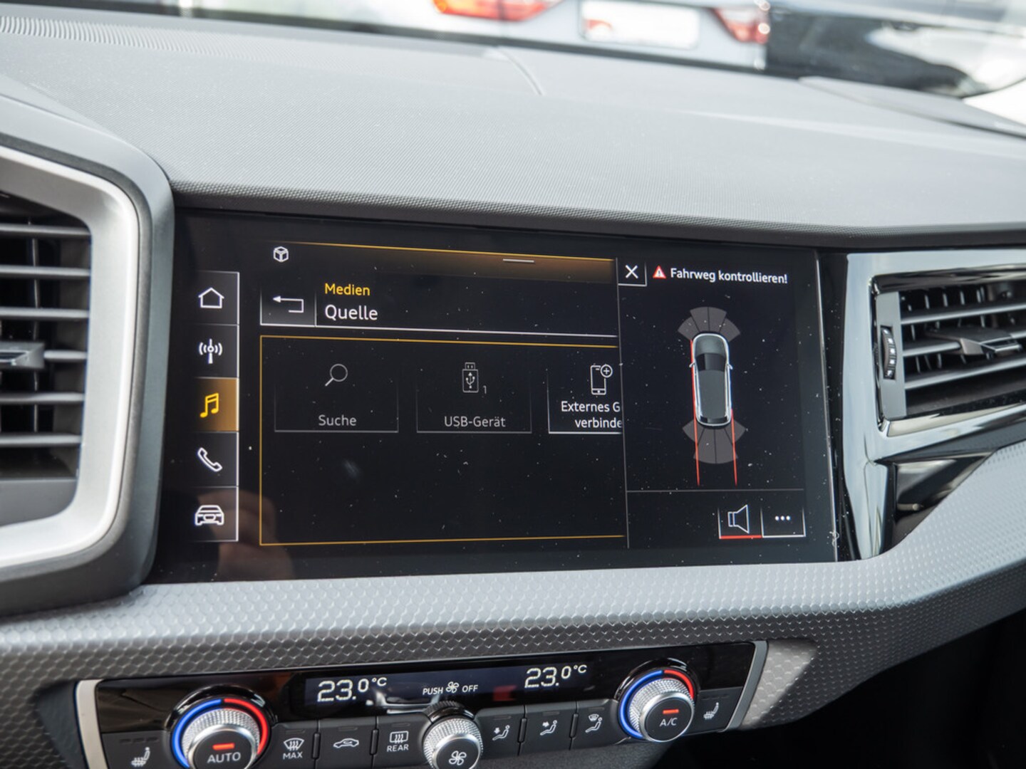 Bild über Audi A1 Sportback advanced 25 TFSI S tronic - für weitere Informationen kontaktieren Sie den Audi Partner
