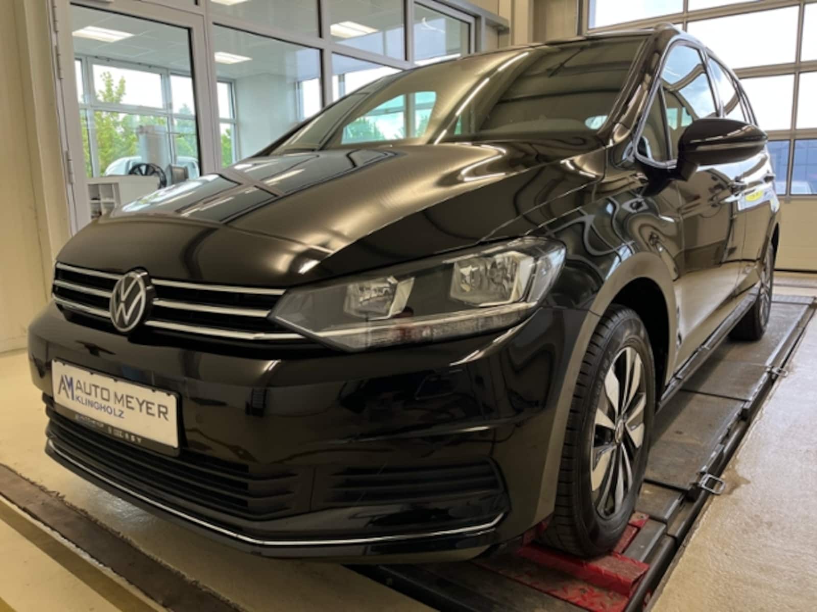 Volkswagen Touran – Bild 2