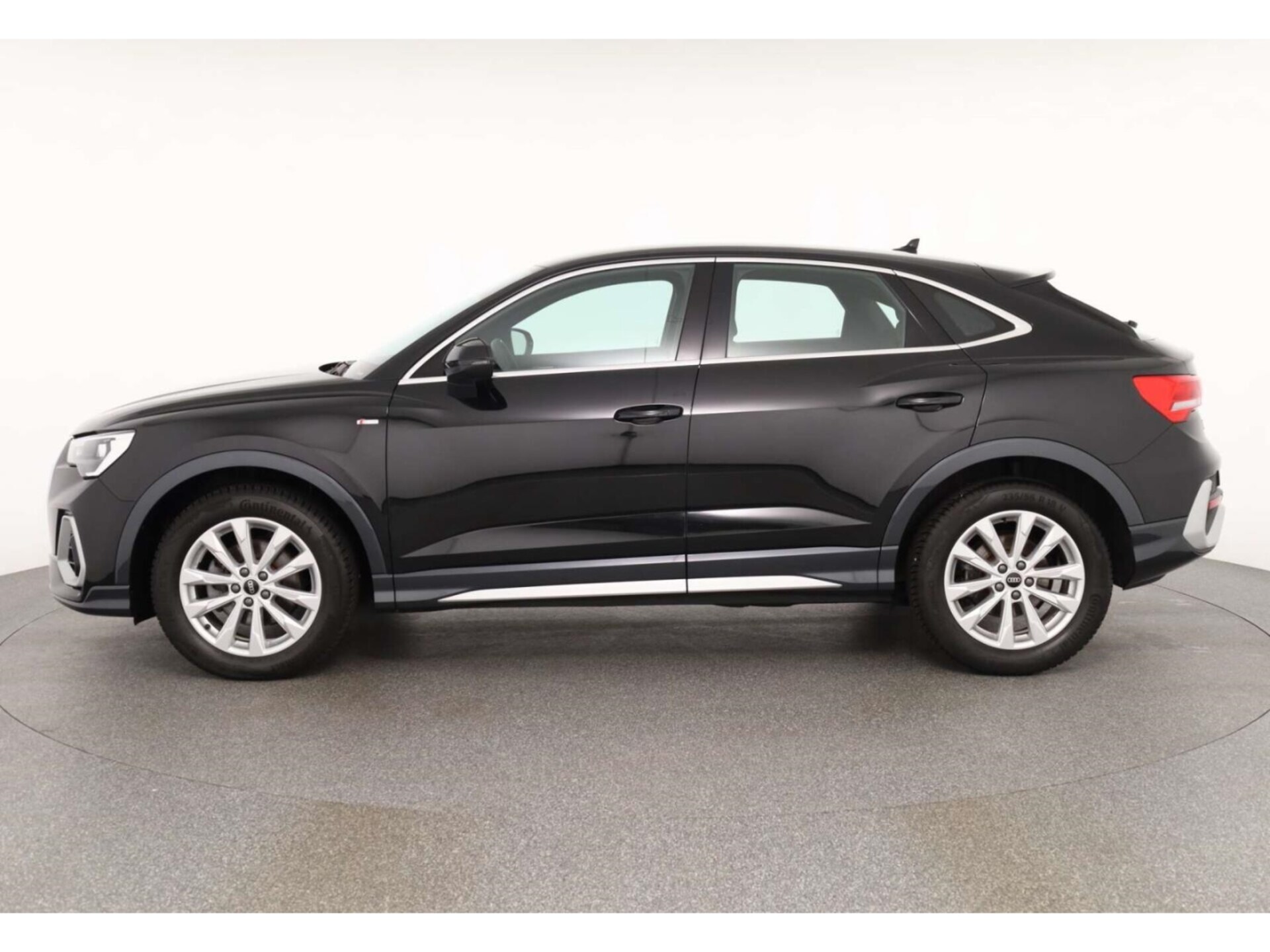 Audi Q3 Sportback S line