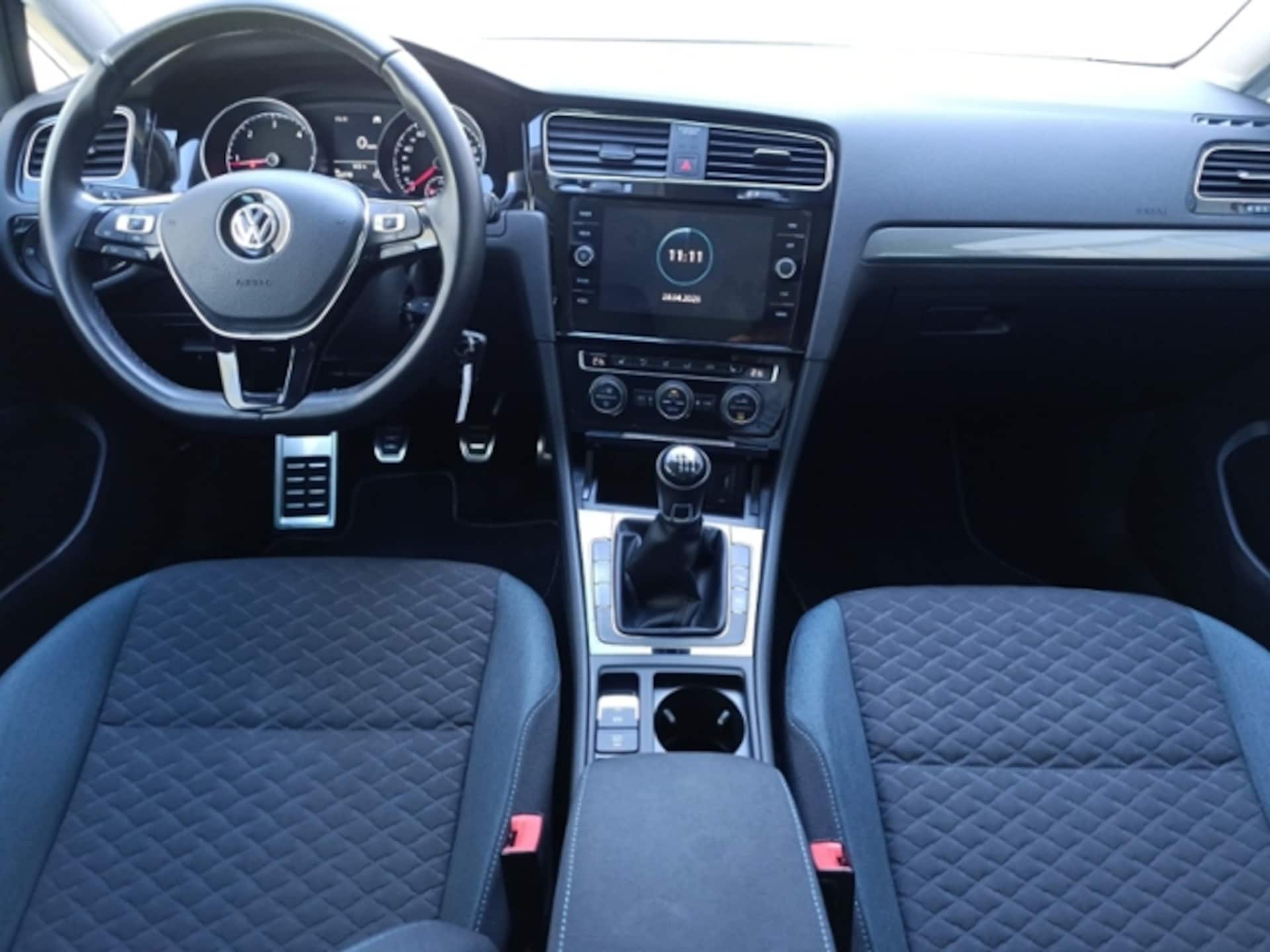 Volkswagen Golf Variant IQ.DRIVE