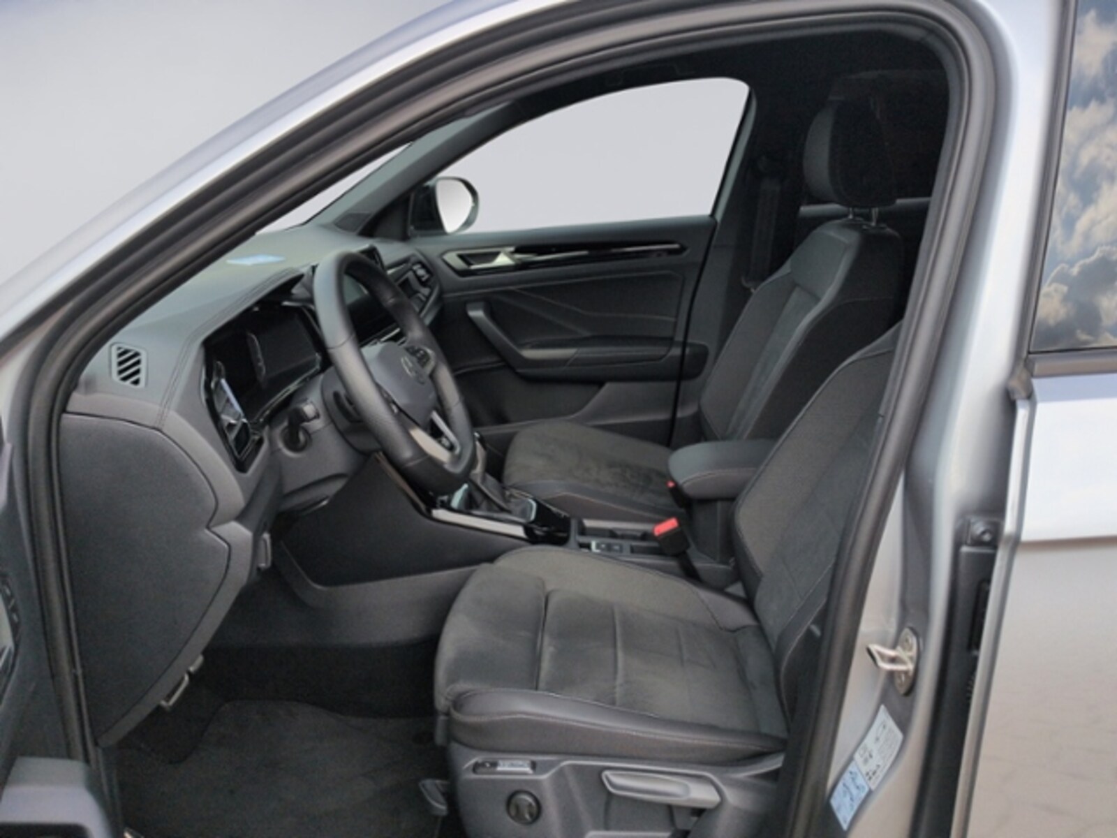 Volkswagen T-Roc – Bild 12