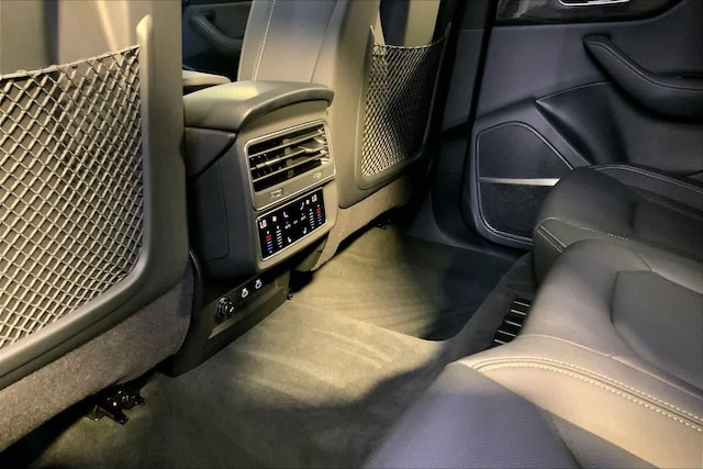 2026 Audi Q8 Premium Plus - Photo 35