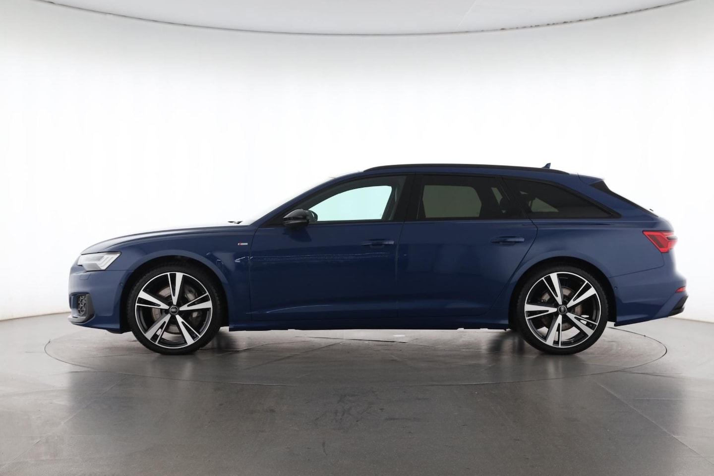 Bild über Audi A6 Avant S line 55 TFSI quattro S tronic - für weitere Informationen kontaktieren Sie den Audi Partner