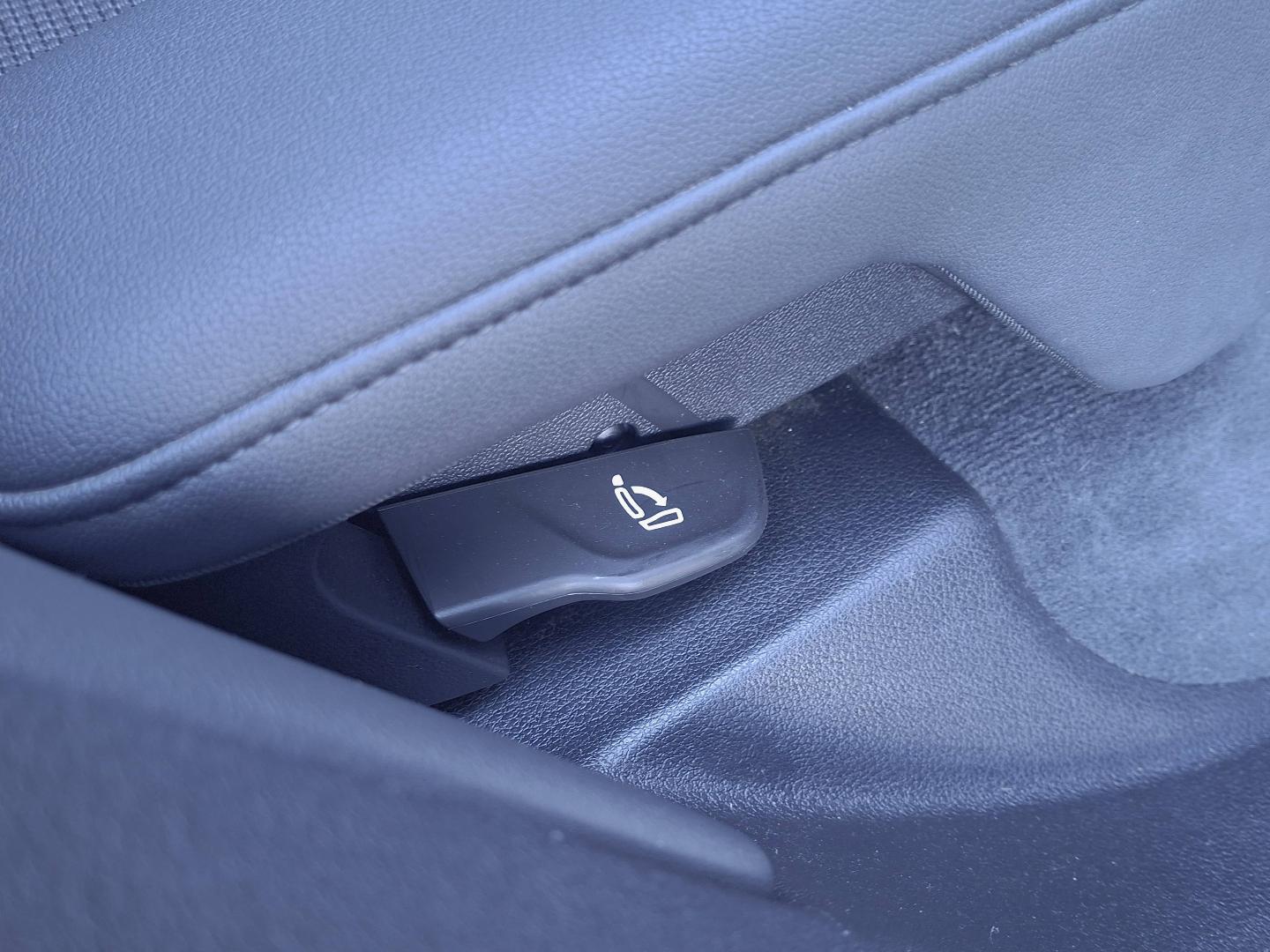 Image about Audi Q5 Sportback S line 40 TDI quattro 150 kW (204 ch) S tronic