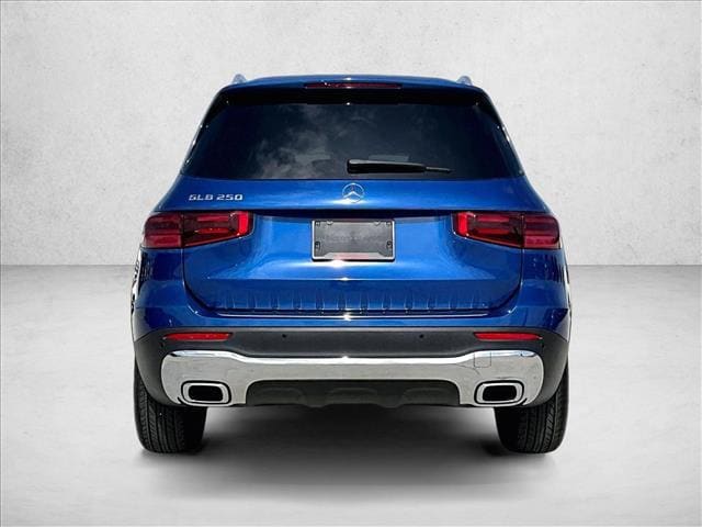 2026 Mercedes-Benz GLB 250