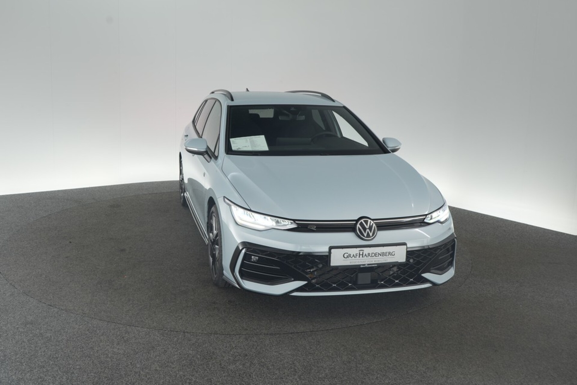 Volkswagen Golf Variant R-Line