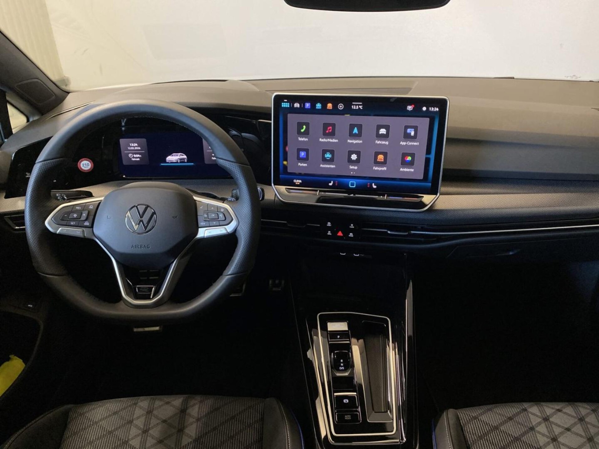Volkswagen Golf Variant R-Line