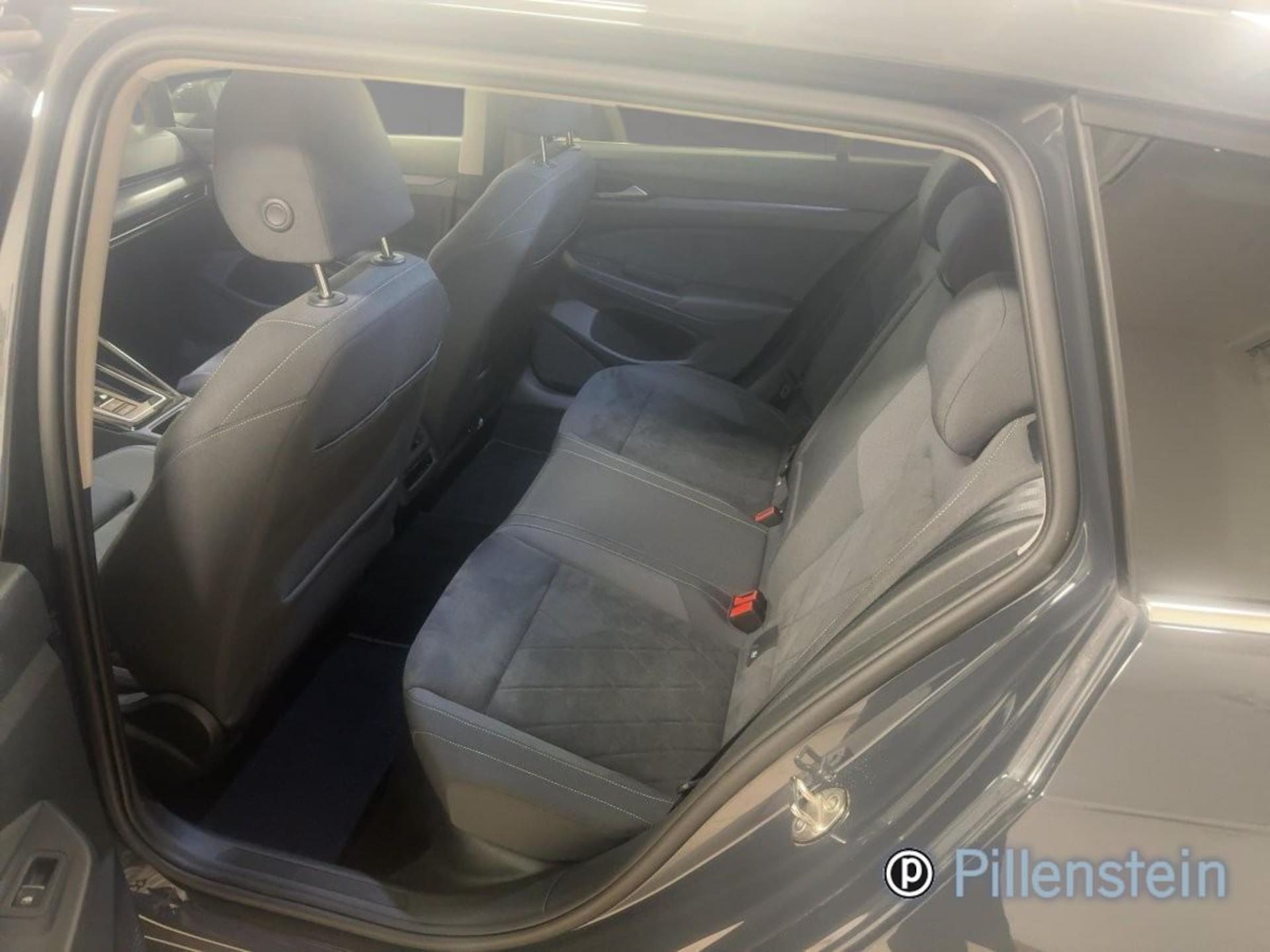 Volkswagen Golf Variant Style