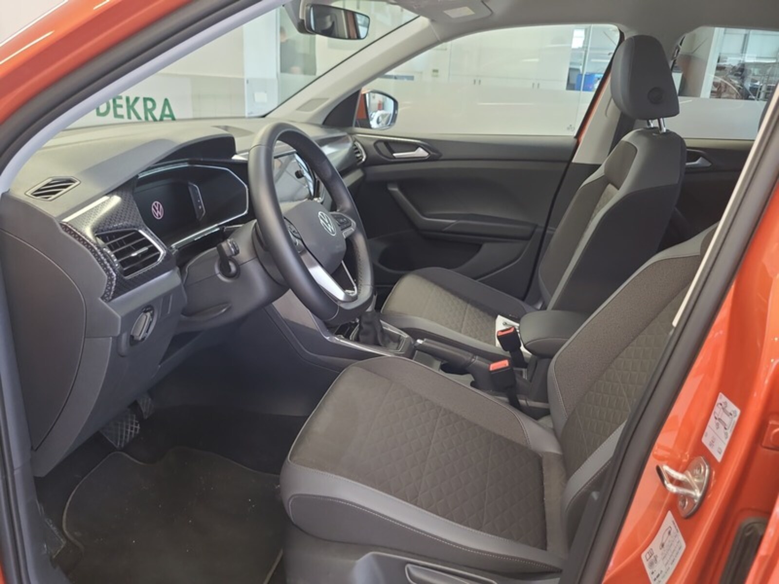 Volkswagen T-Cross – Bild 8