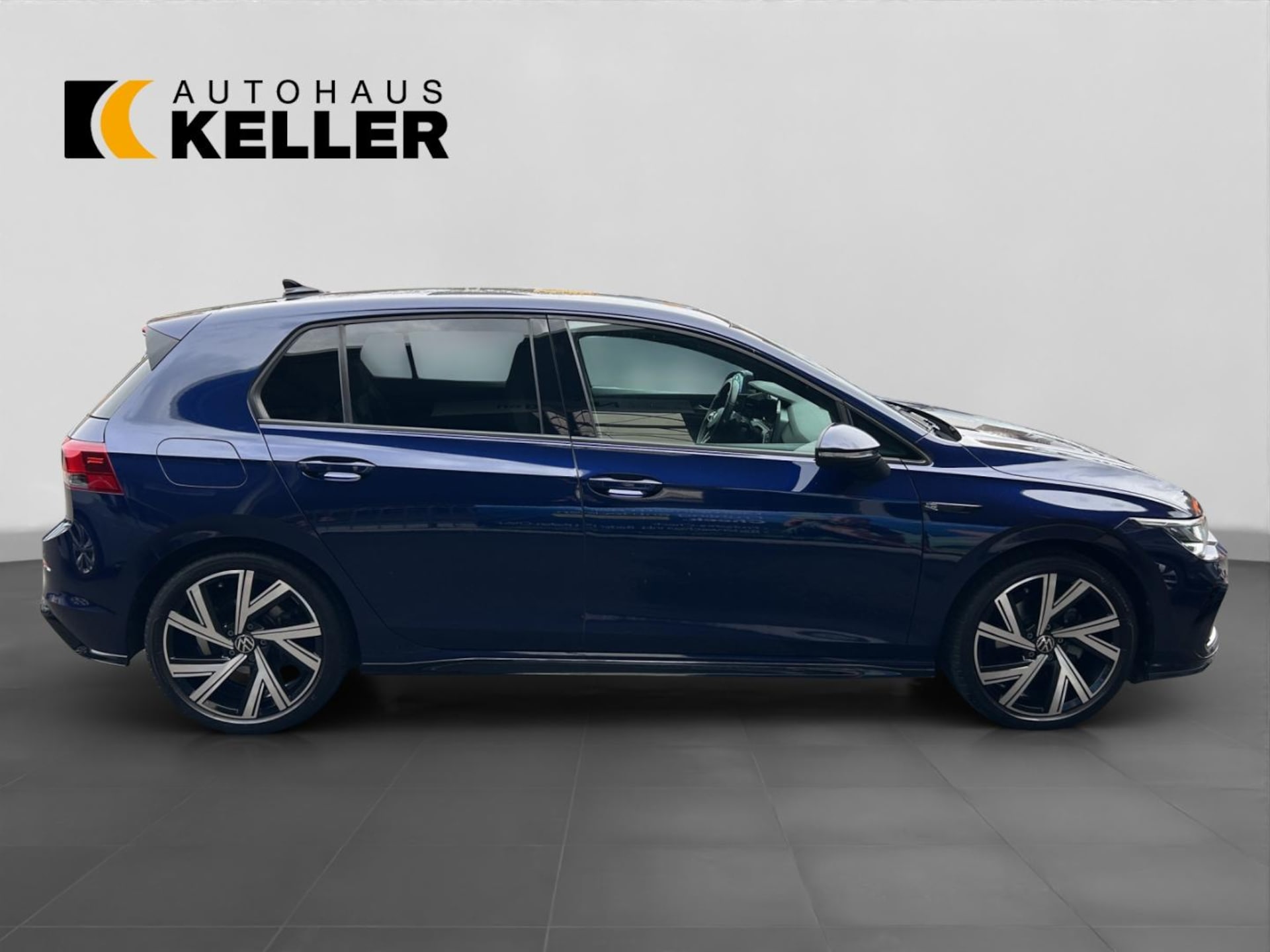 Volkswagen Golf R-Line