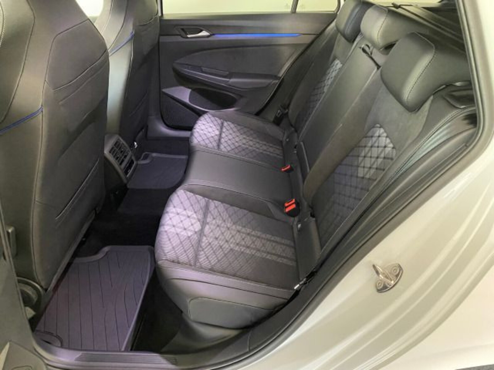 Volkswagen Golf Variant – Bild 14