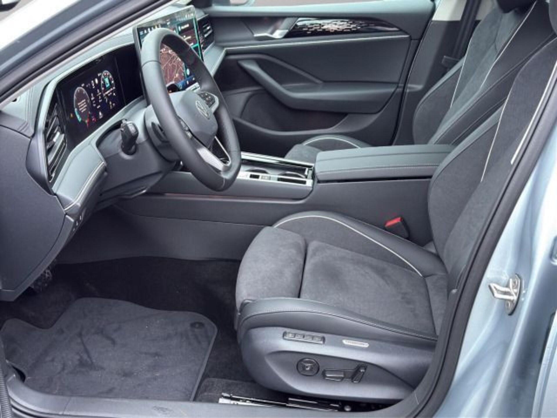 Volkswagen Passat Elegance