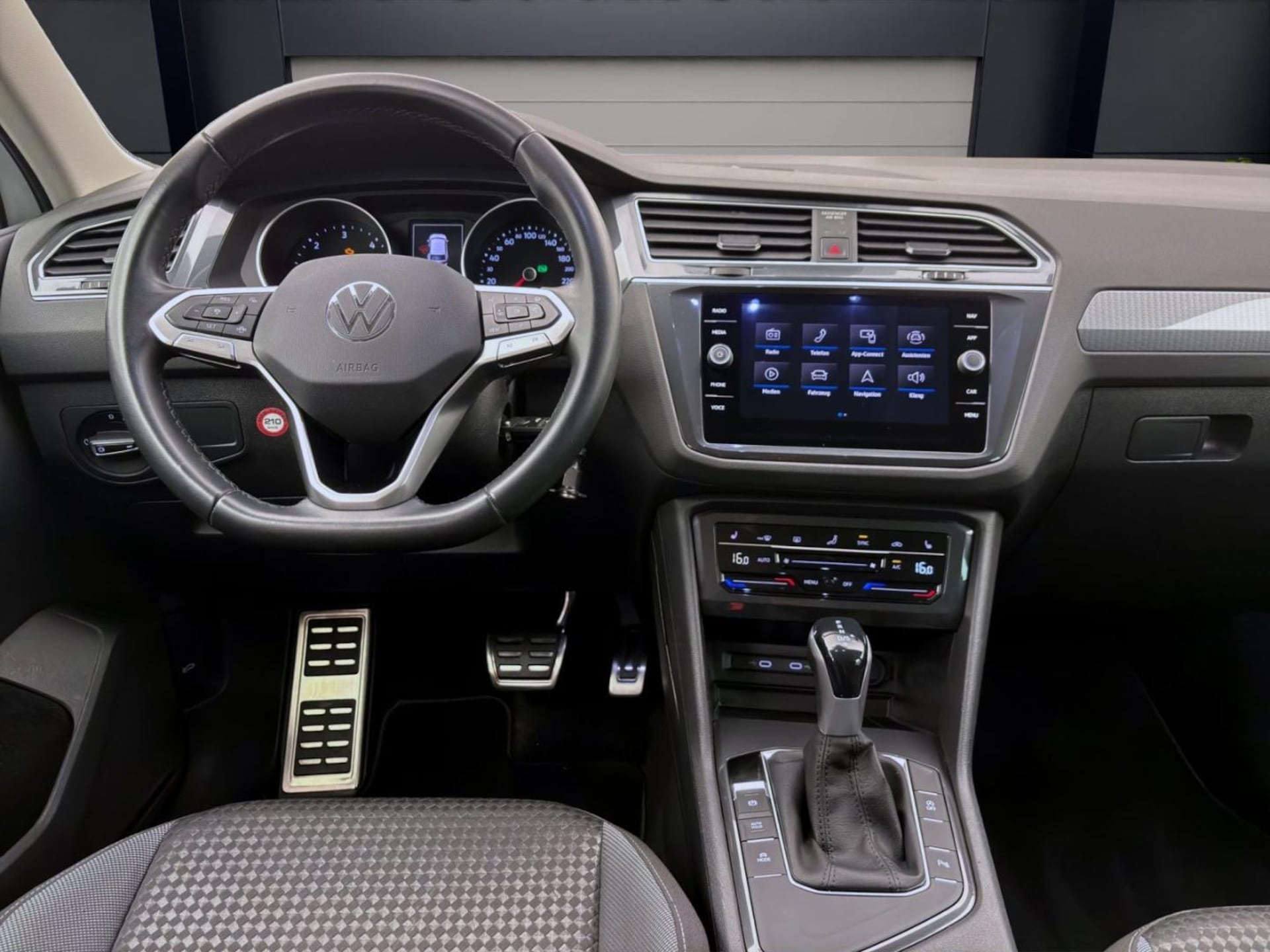 Volkswagen Tiguan Active