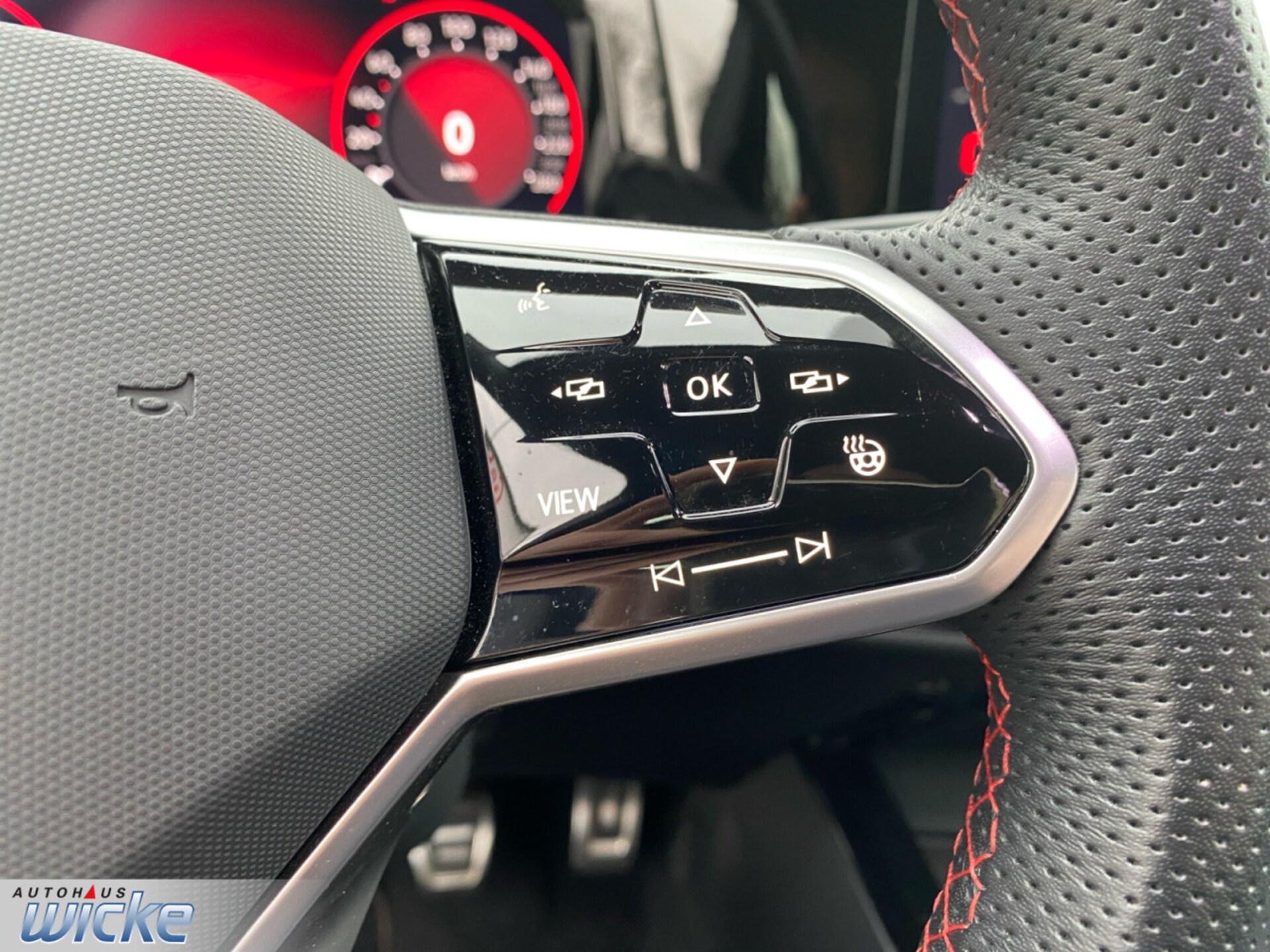 Volkswagen Golf GTI