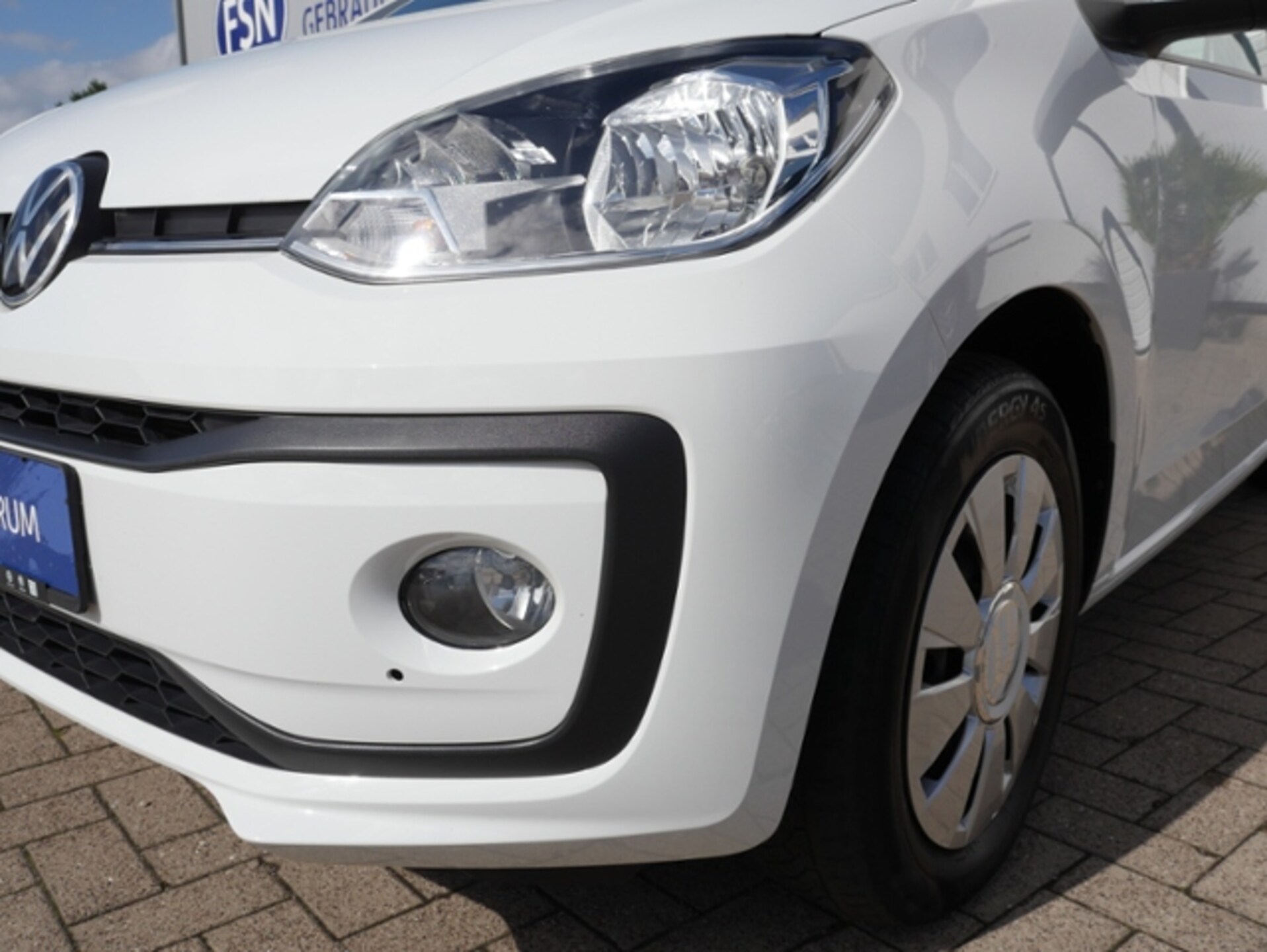 Volkswagen up!
