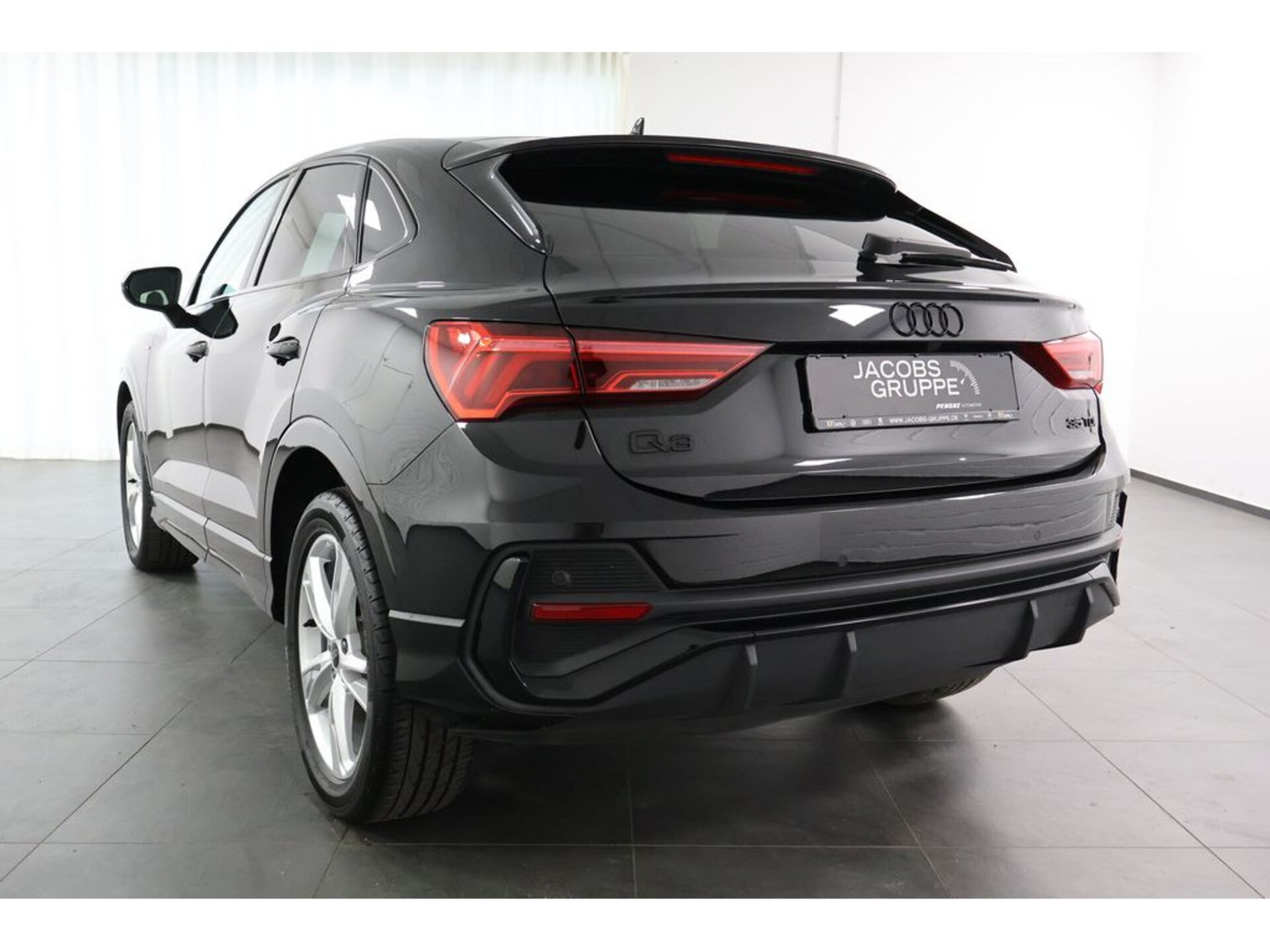 Audi Q3 Sportback S line