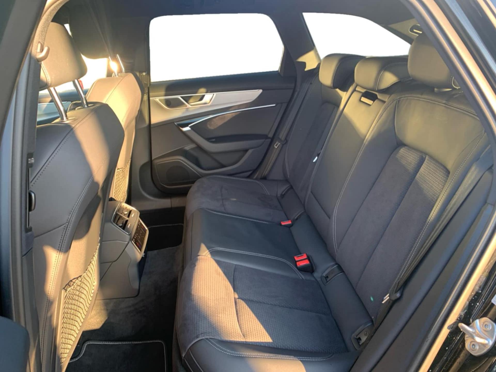 Audi S6 Avant