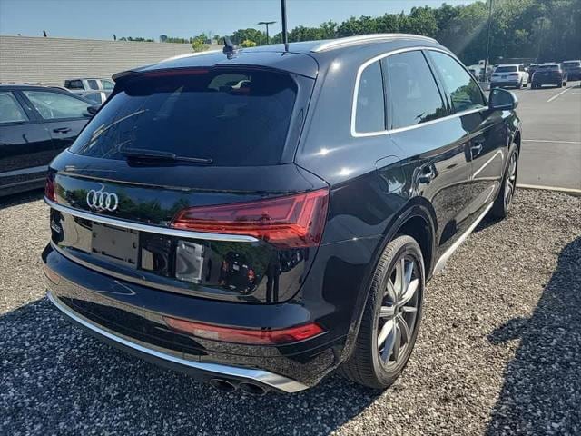 Used 2022 Audi SQ5 Premium Plus with VIN WA1B4AFY9N2107134 for sale in Saint Paul, Minnesota