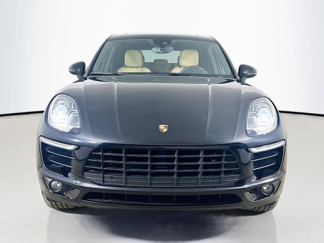 2017 Porsche Macan