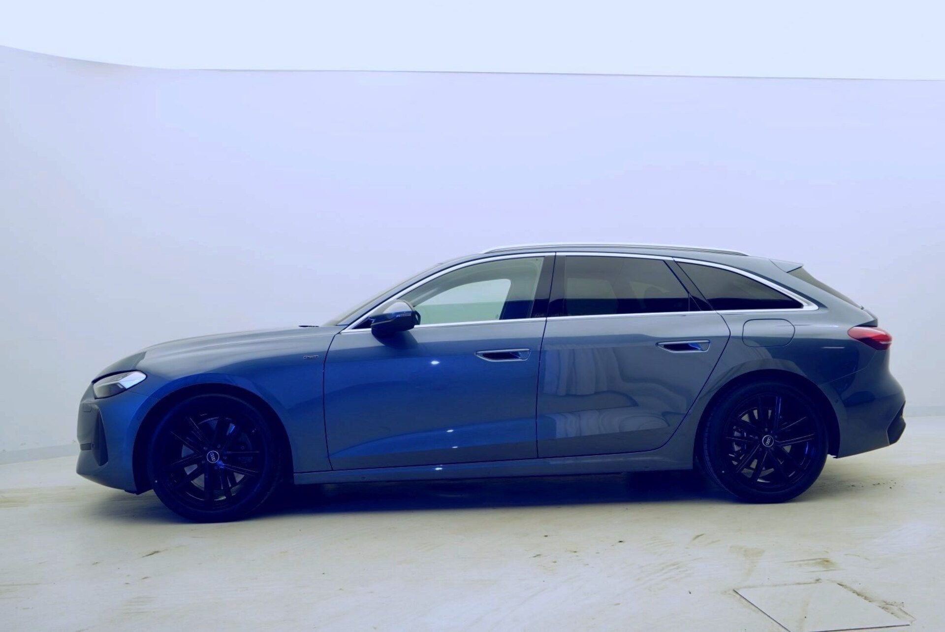 Audi A5 Avant e-hybrid