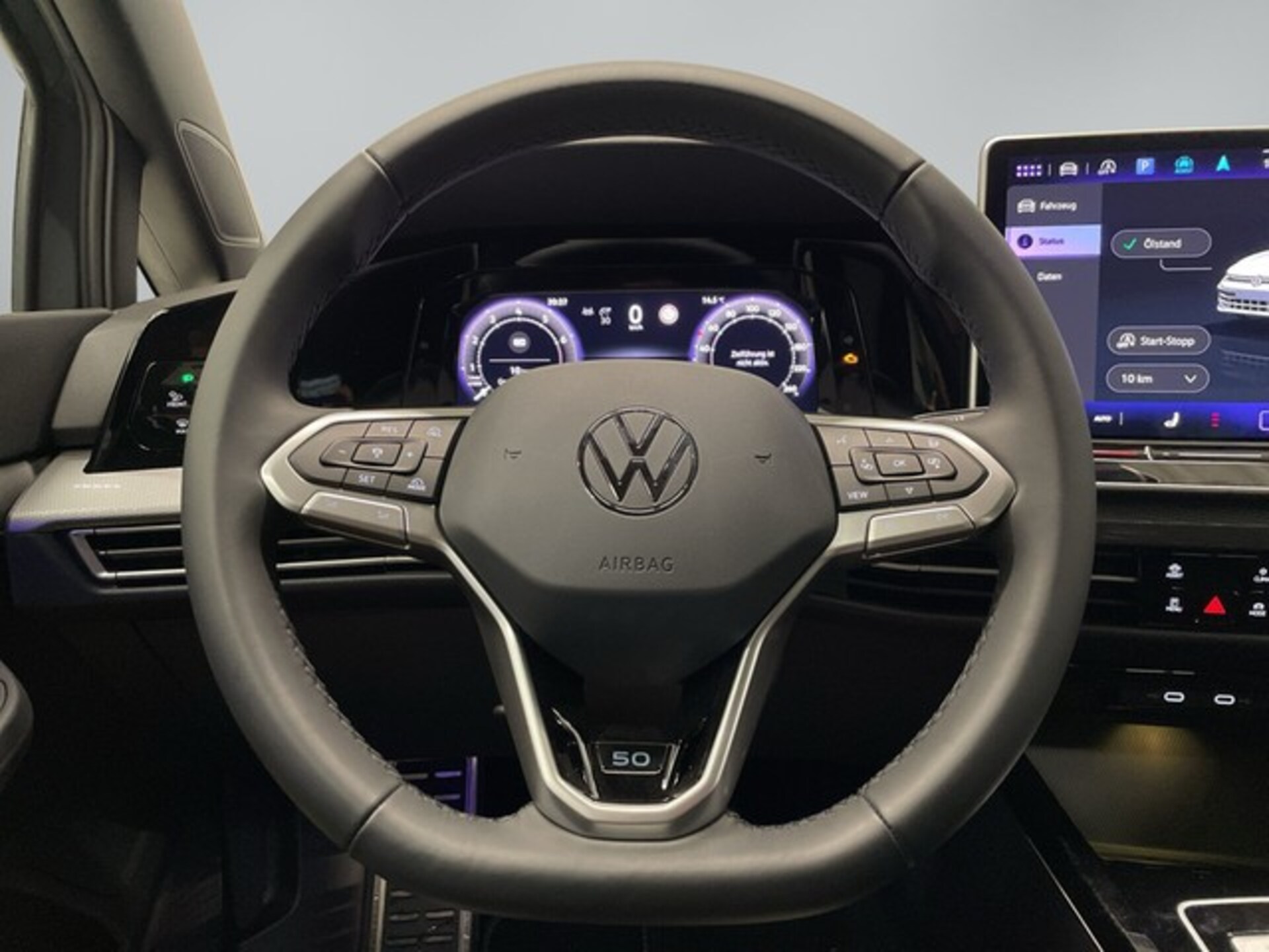 Volkswagen Golf Style
