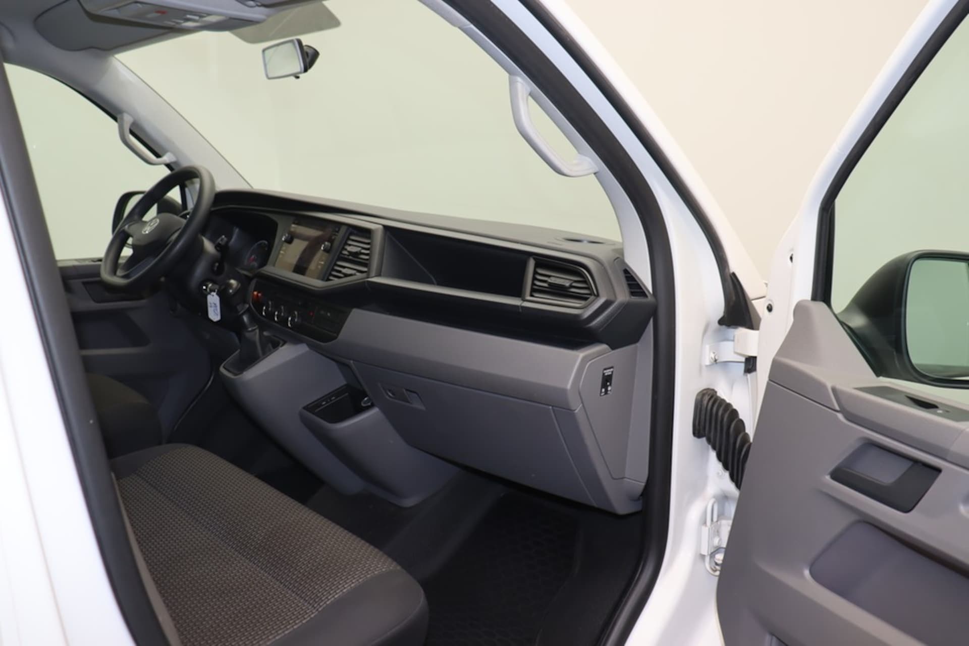 Volkswagen T6.1 Transporter Kombi kurzer Radstand