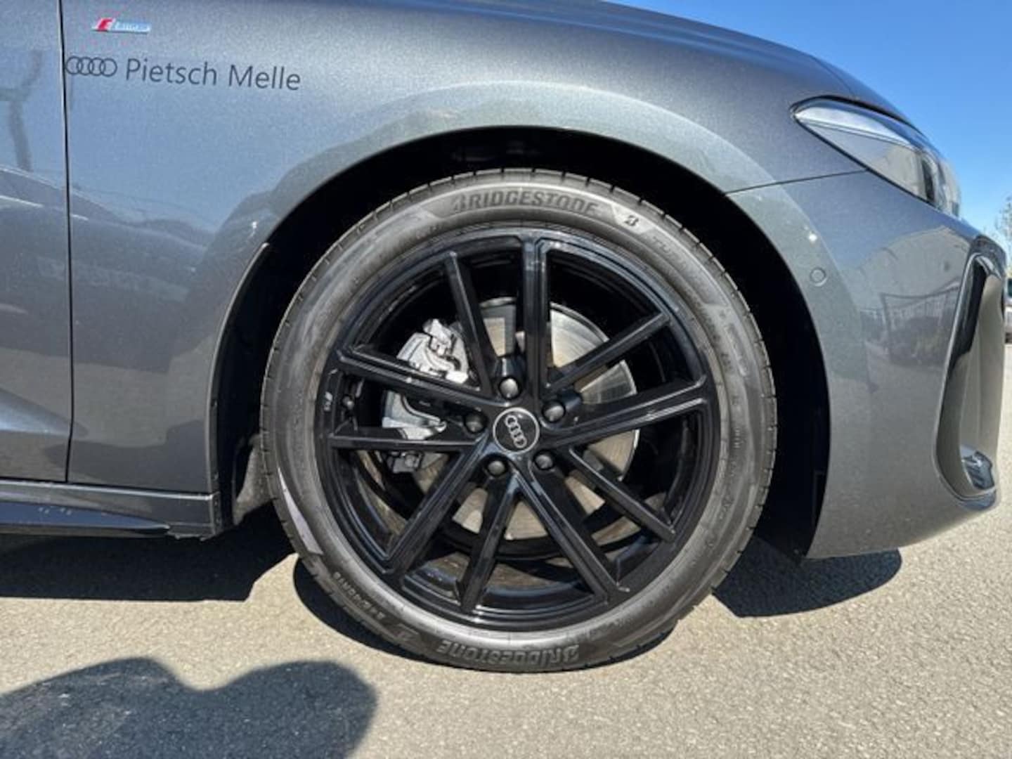 Bild über Audi A5 Avant TDI 150 kW S tronic - für weitere Informationen kontaktieren Sie den Audi Partner