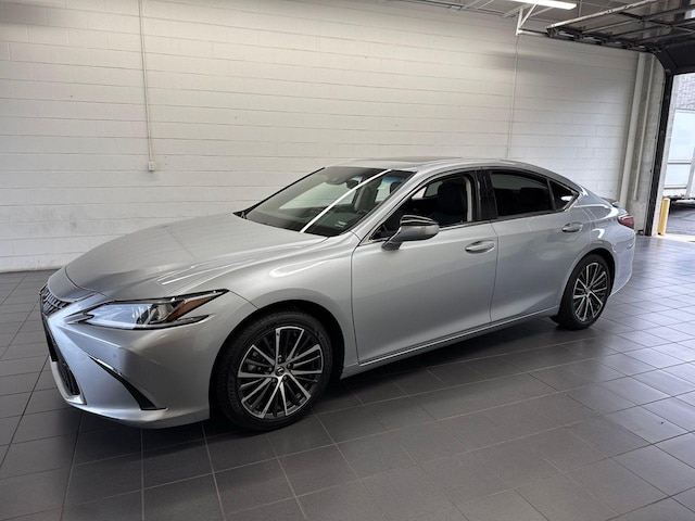 2024 Lexus ES 300h
