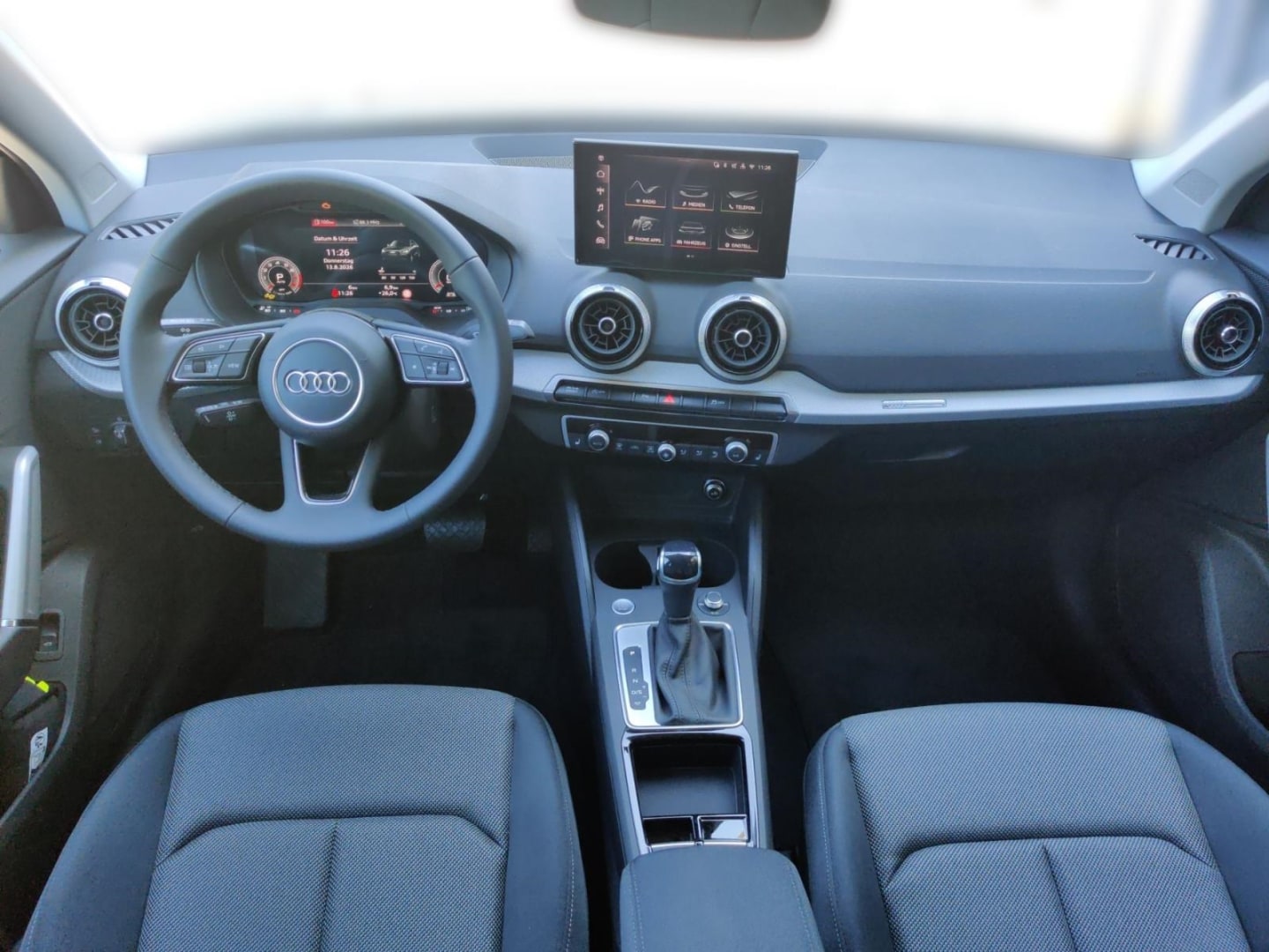 Bild über Audi Q2 S line 35 TFSI S tronic - für weitere Informationen kontaktieren Sie den Audi Partner