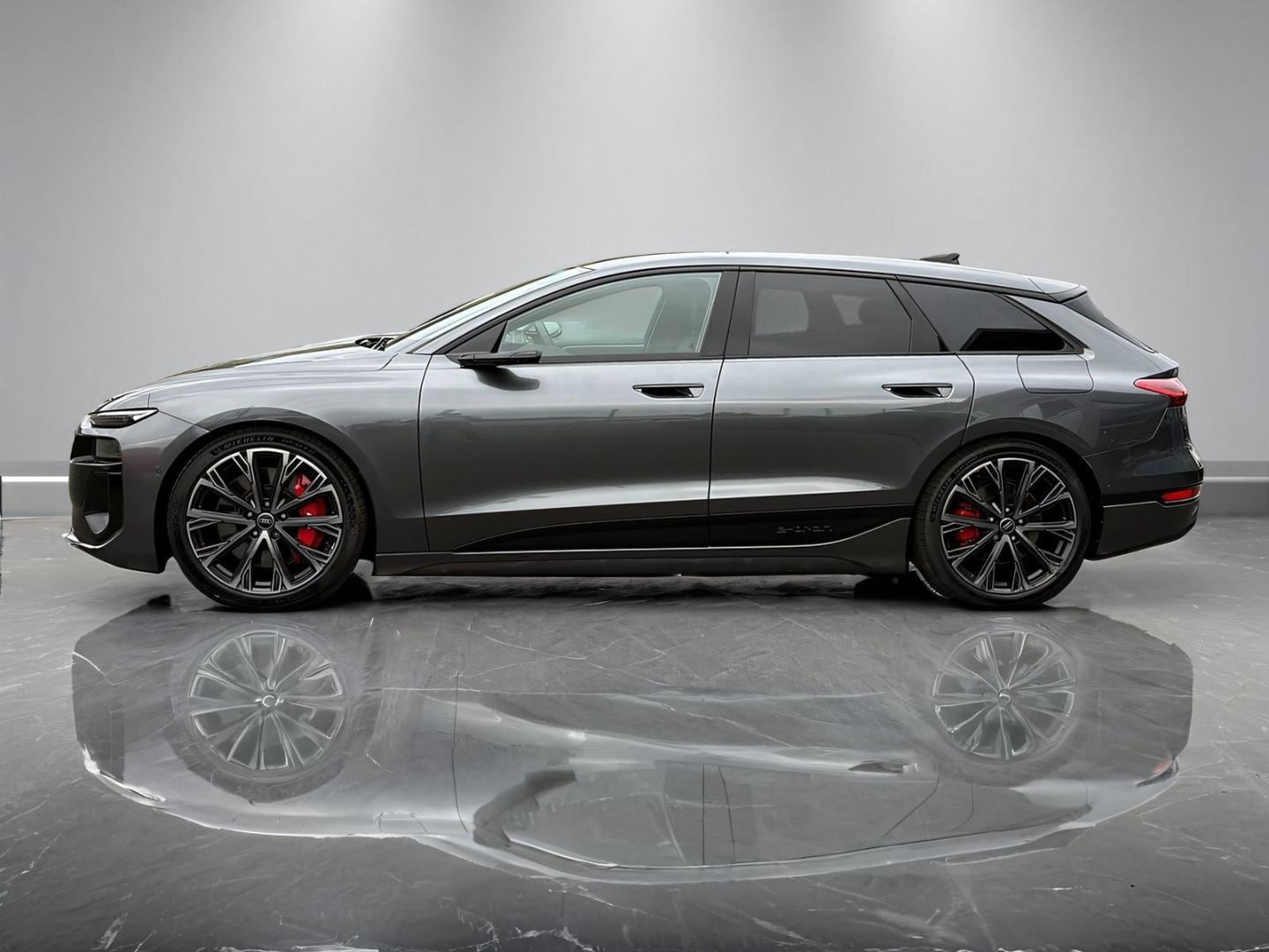 Bild über Audi S6 Avant e-tron edition one grey e-tron - für weitere Informationen kontaktieren Sie den Audi Partner