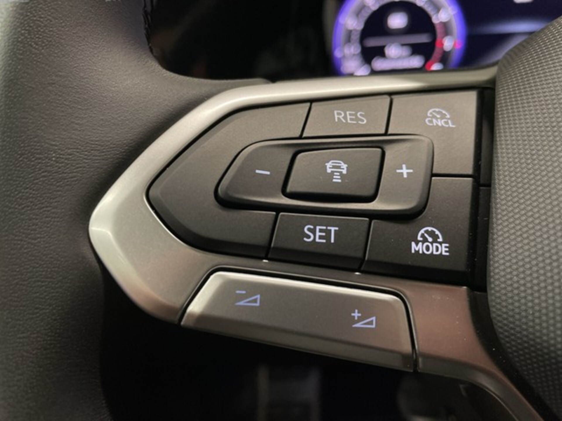 Volkswagen Golf Style