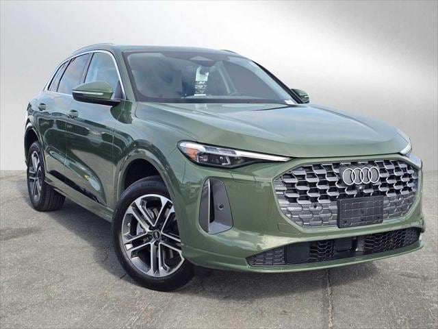 2025 Audi New Q5 Premium Plus's photo